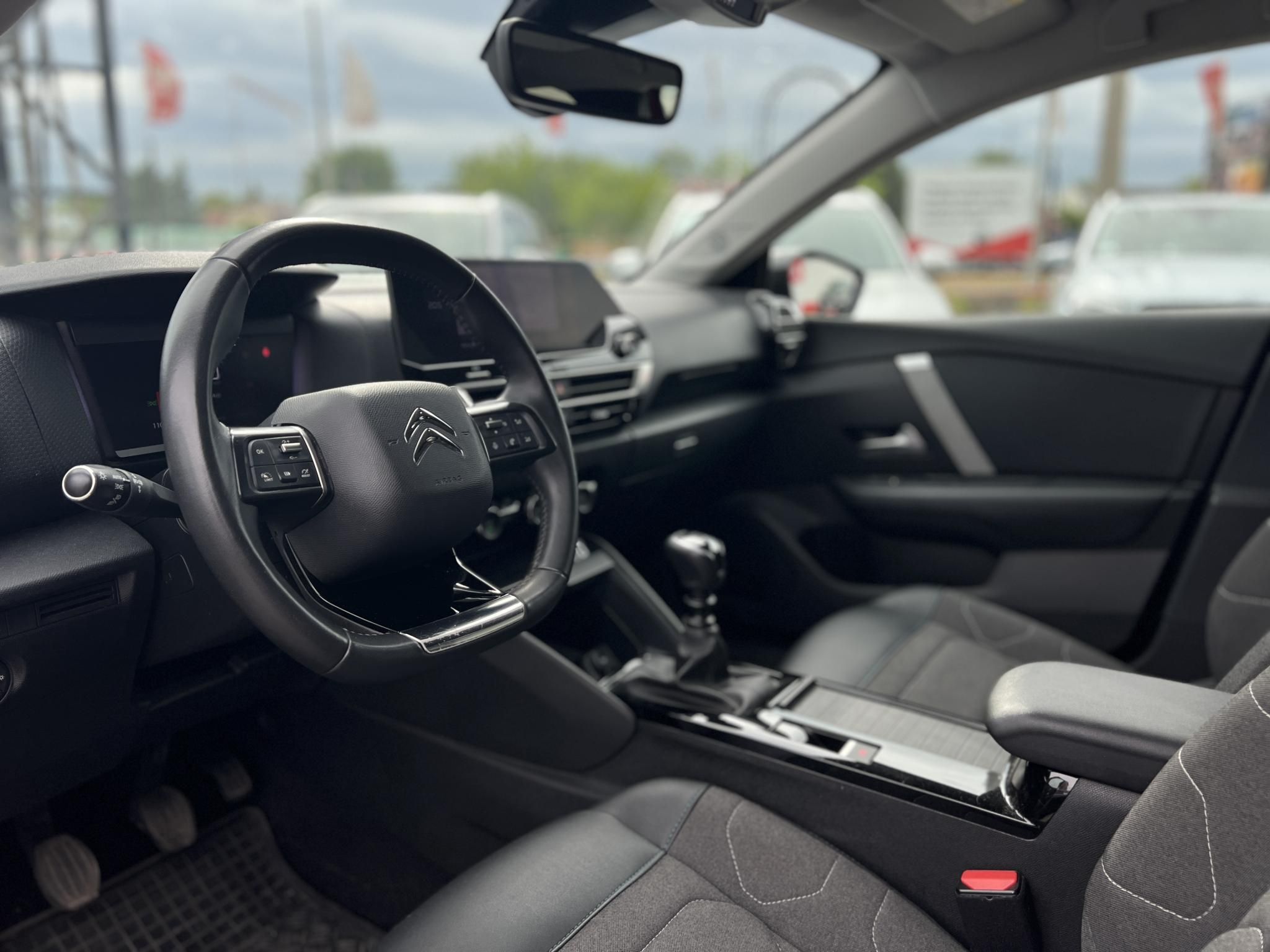 CITROEN C4 1.2 PureTech Feel Plus M.o.-i. 1.tul. 61e km. LED. 360 kamera. HUD. Vonóhorog!