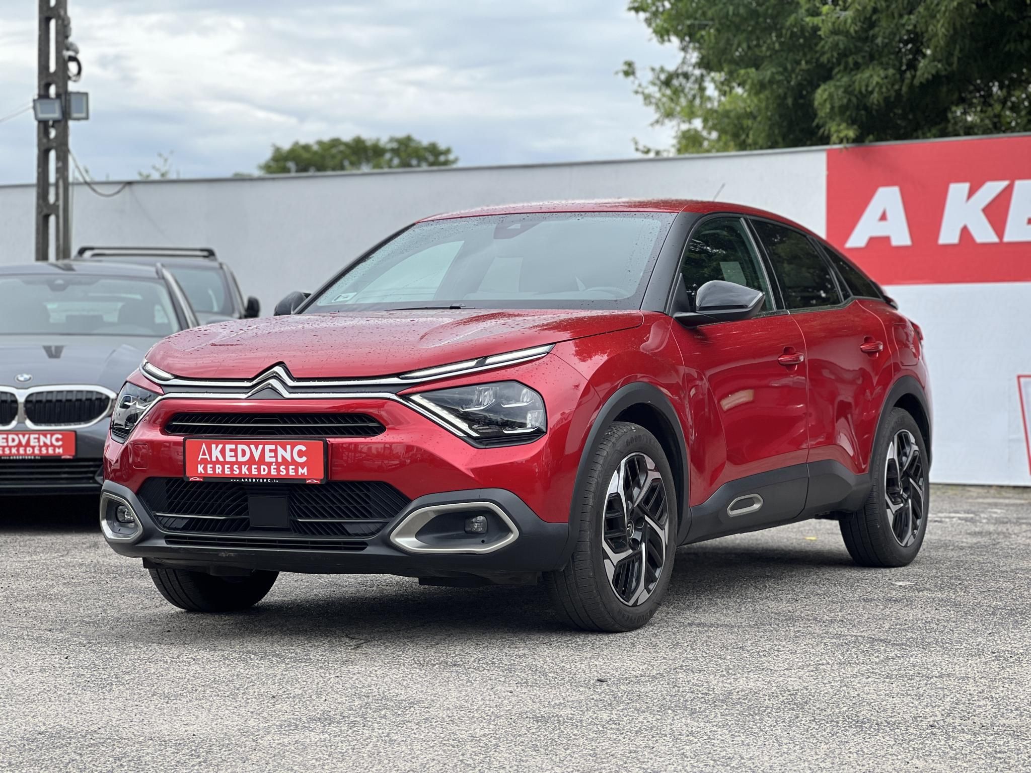CITROEN C4 1.2 PureTech Feel Plus M.o.-i. 1.tul. 61e km. LED. 360 kamera. HUD. Vonóhorog!