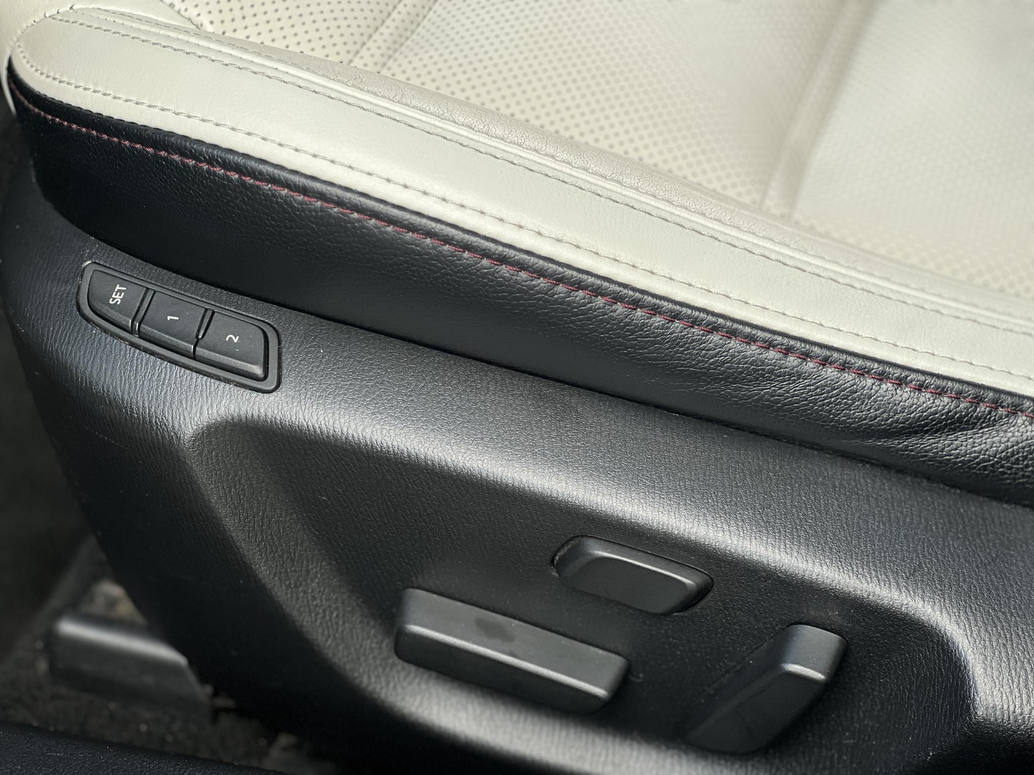 MAZDA 6 2.2 CD Revolution Top (Automata) Sávtartó Bose hifi Head-up T.Kamera Fehér bőr belső!