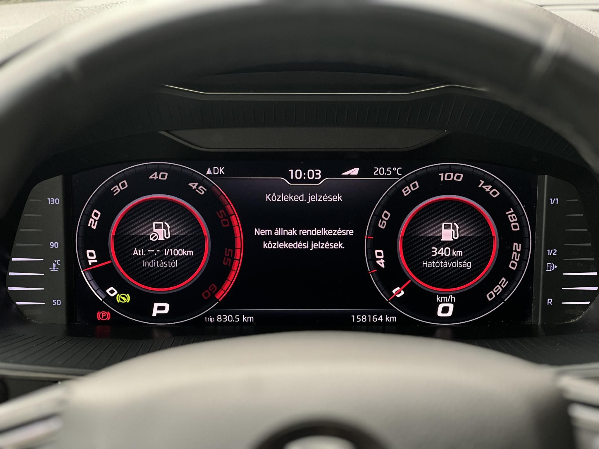 SKODA SUPERB Combi 2.0 TDI SCR Style 4x4 DSG 158e km. M.o.-i. panorámatető. üléshűtés. virtual cockpit. CARPLAY!