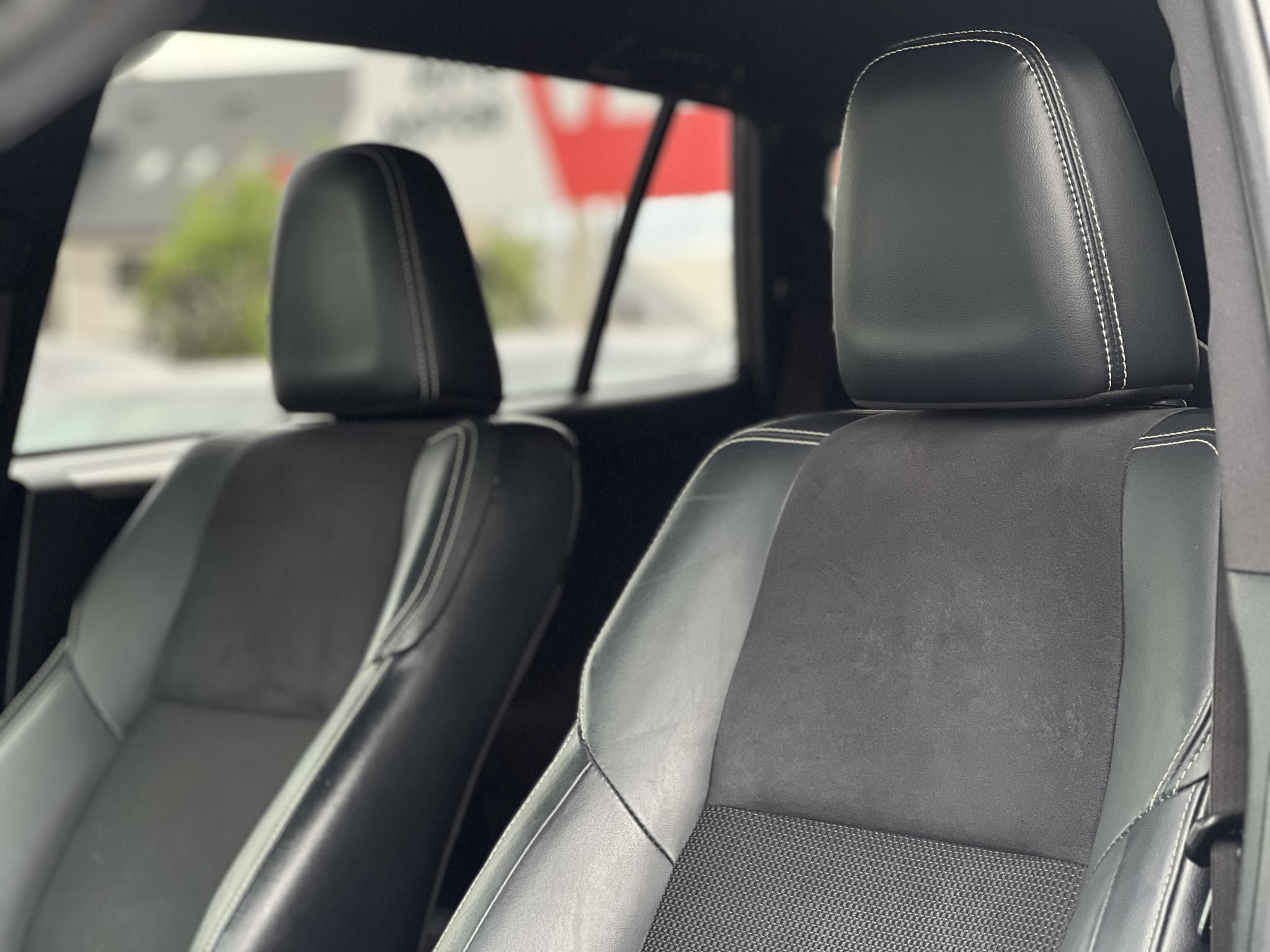 TOYOTA RAV 4 Rav4 2.5 Hybrid Executive 2WD e-CVT 114e km. Tempomat Ülésfűtés Navi Sávtartó Kamera Keyless
