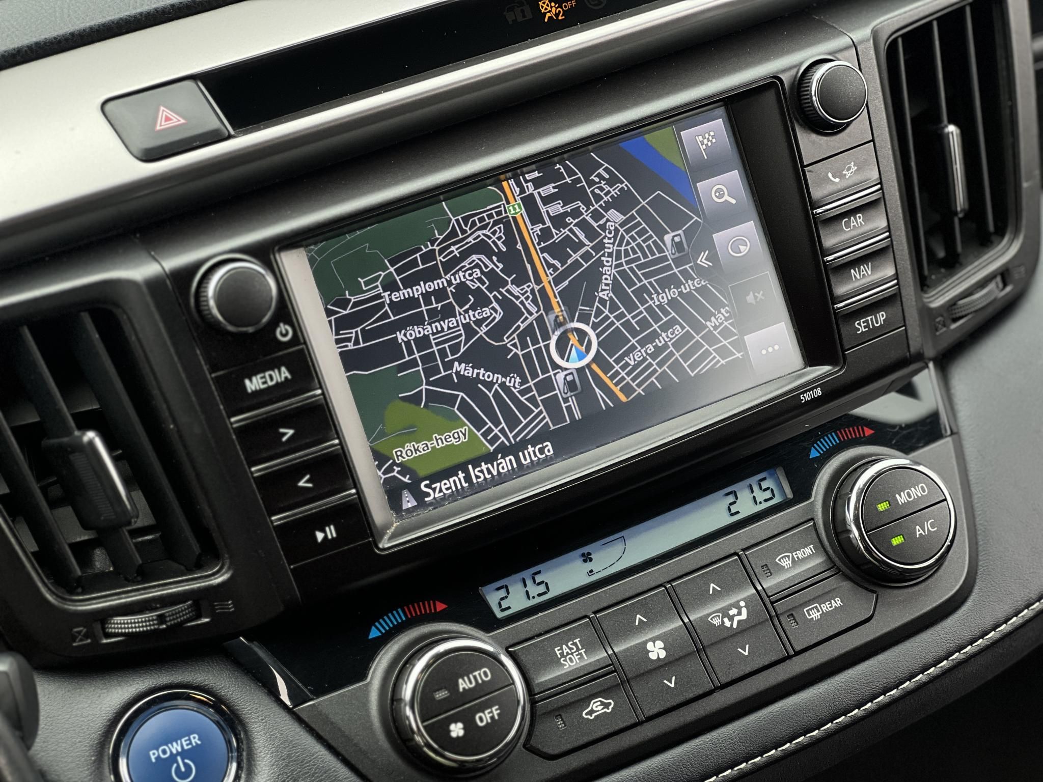 TOYOTA RAV 4 Rav4 2.5 Hybrid Executive 2WD e-CVT 114e km. Tempomat Ülésfűtés Navi Sávtartó Kamera Keyless