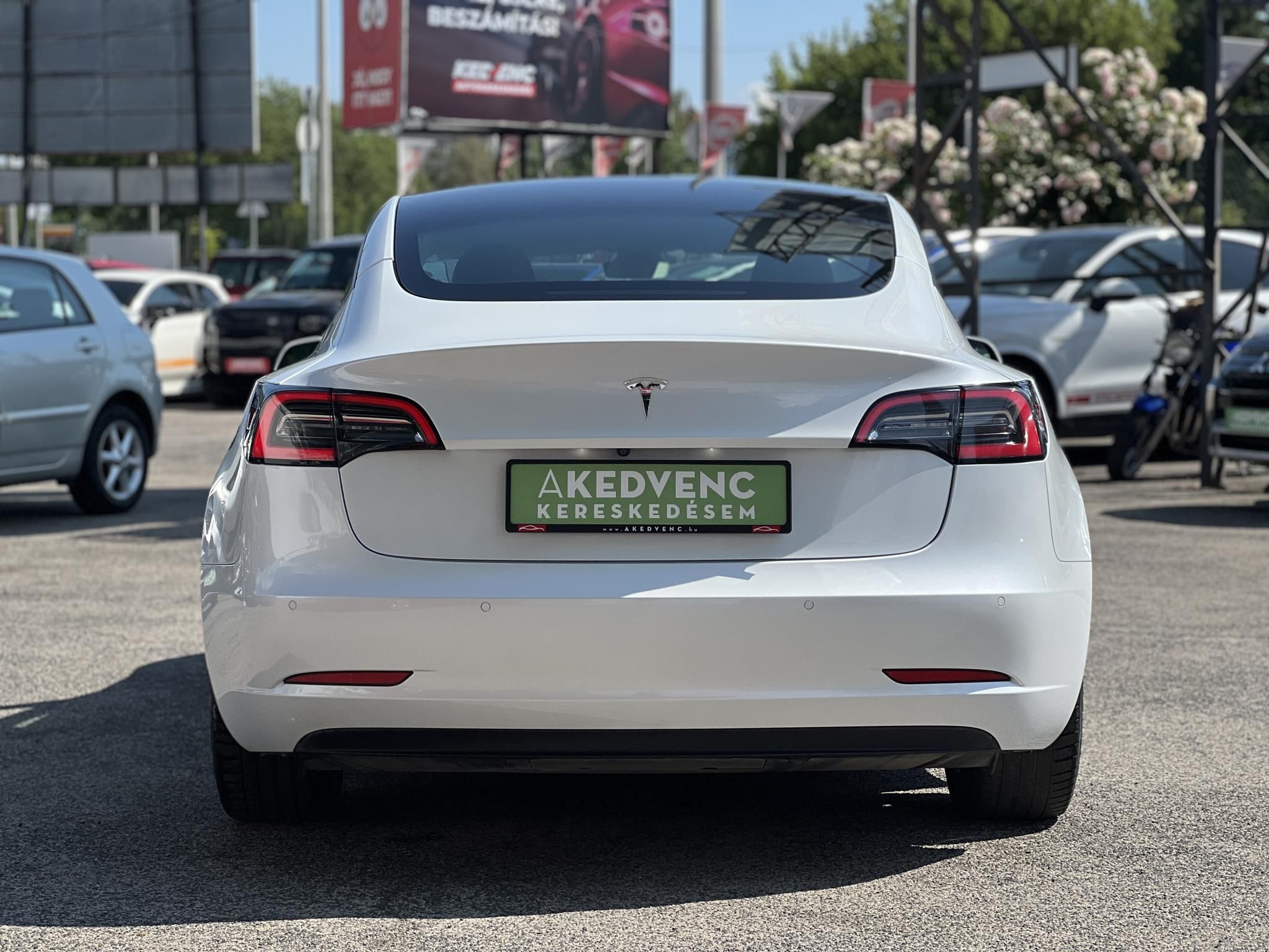 TESLA MODEL 3 Standard Range Plus Aut 62e km. hőszivattyú. garanciális!