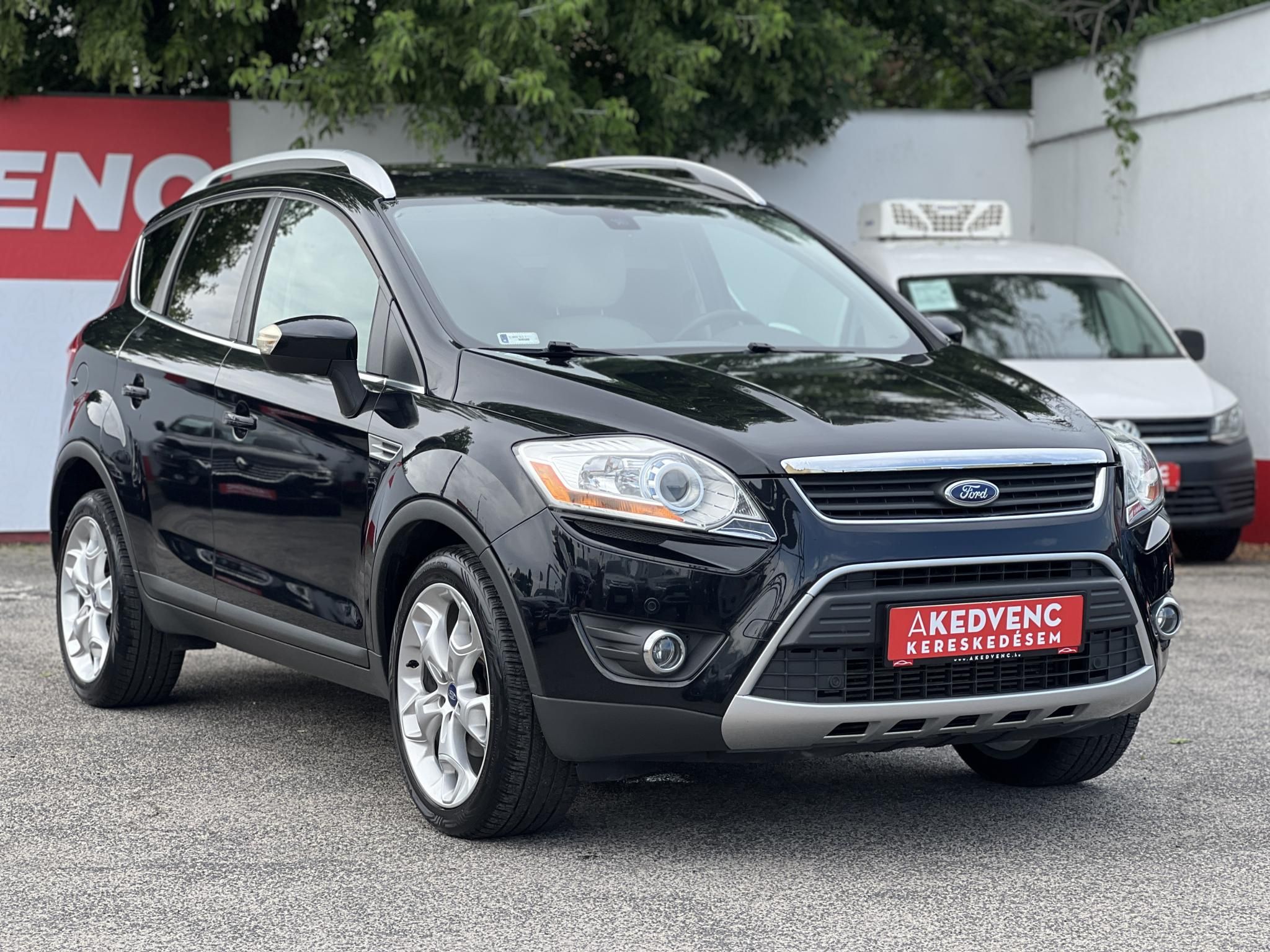FORD KUGA 2.5T Titanium Individual 4WD (Automata) Magyarországi. 4 évszakos gumik. világos belső. vezérlés cserélve!