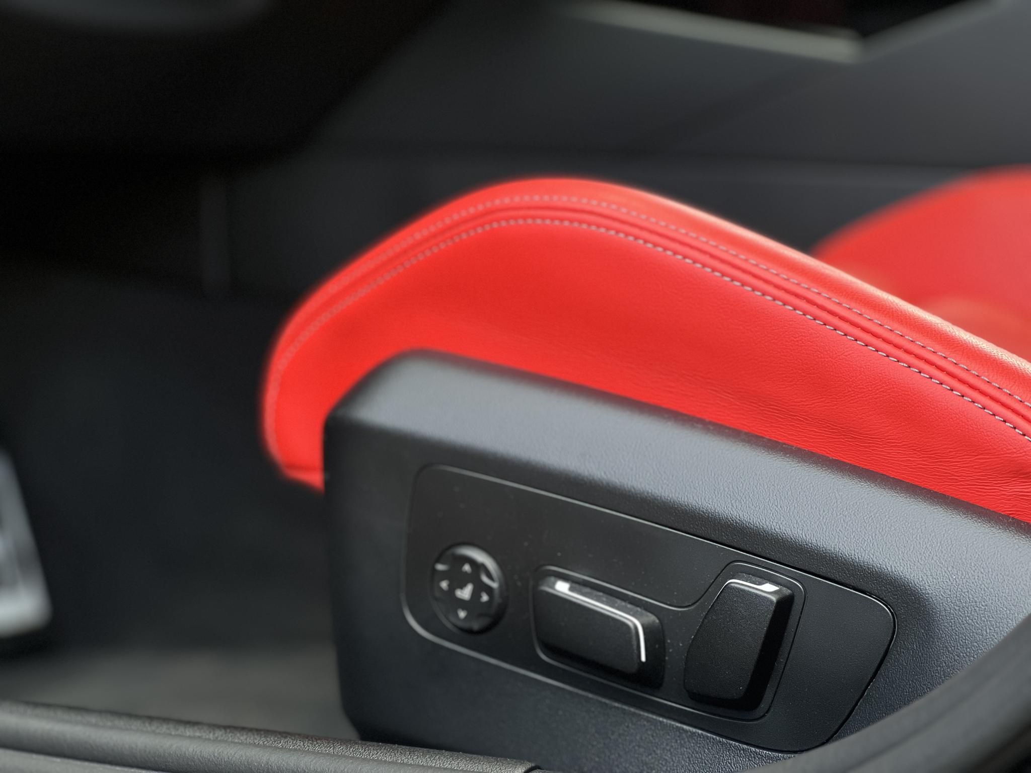 BMW M5 (Automata) Magyarországi. Bowers & Wilkins. 3év/200e km garancia!