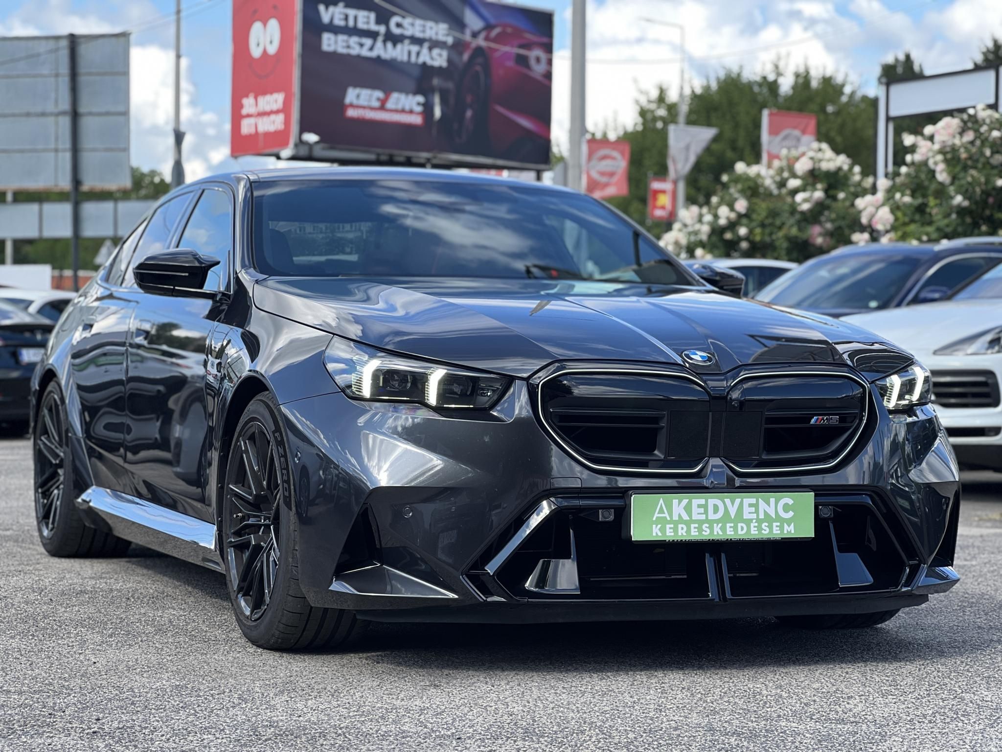 BMW M5 (Automata) Magyarországi. Bowers & Wilkins. 3év/200e km garancia!