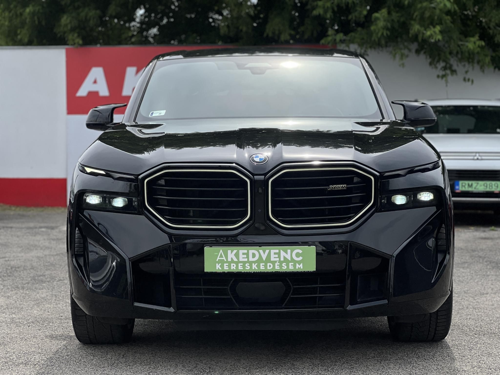 BMW XM (Automata) M.o.-i. 1.tul. teljes felszereltség. márkaszervizelt!
