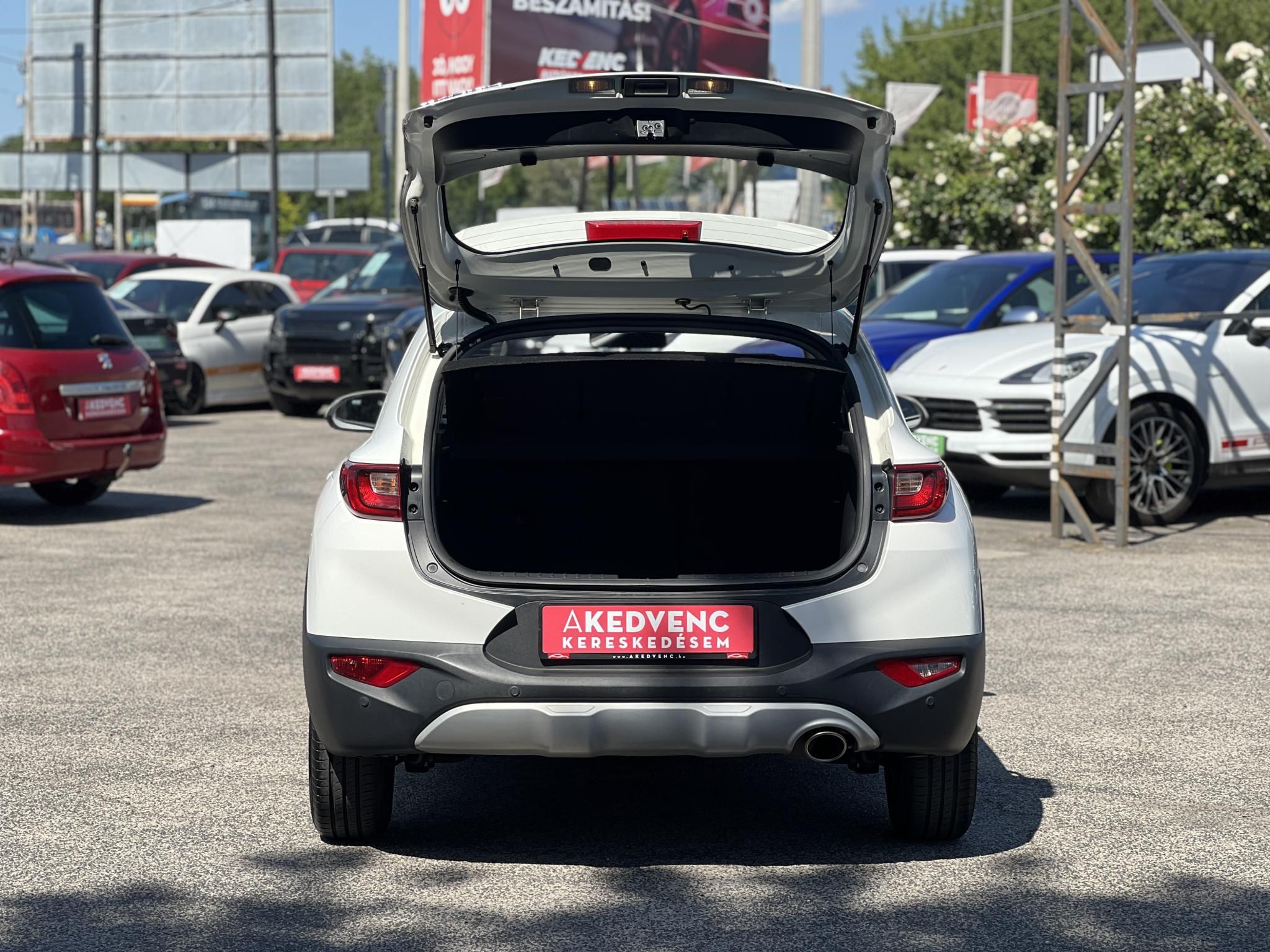 KIA STONIC 1.25 MPI Style Magyarországi. Gyári fényezés. 63e km.Végig vezetett szervizkönyv!