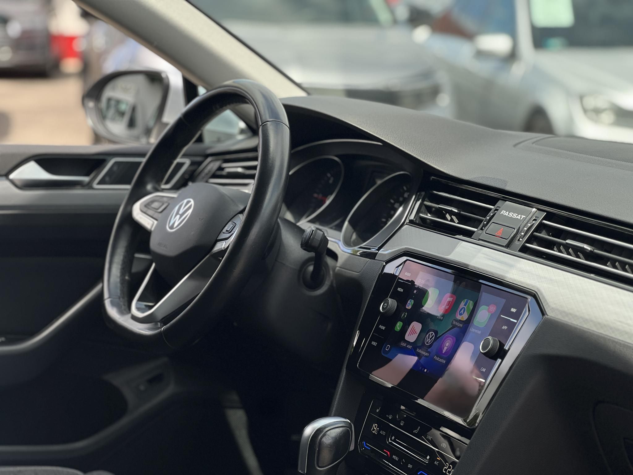 VOLKSWAGEN PASSAT VIII Variant 2.0 TDI SCR Business DSG Masszázs ülés. Carplay