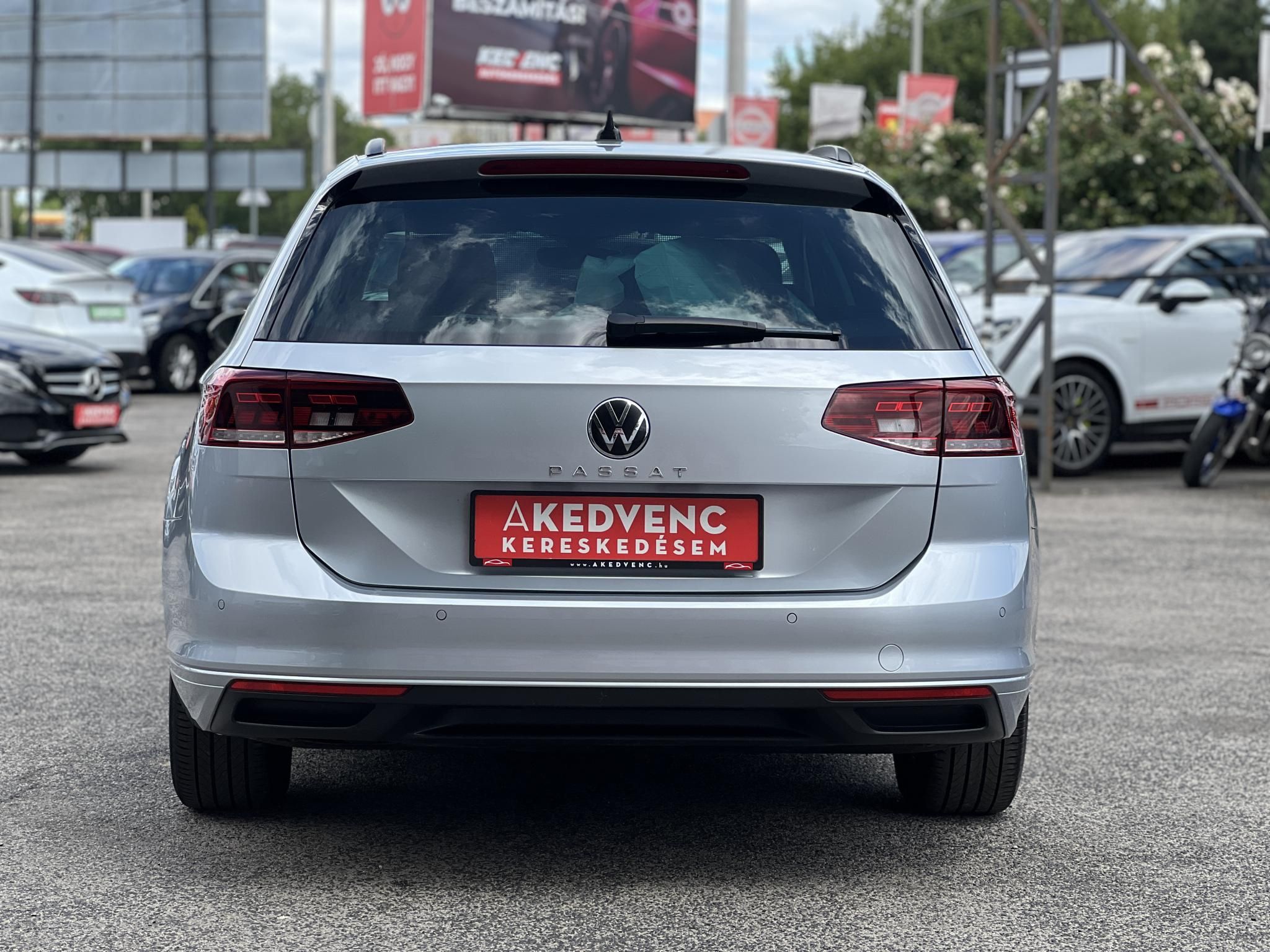 VOLKSWAGEN PASSAT VIII Variant 2.0 TDI SCR Business DSG Masszázs ülés. Carplay