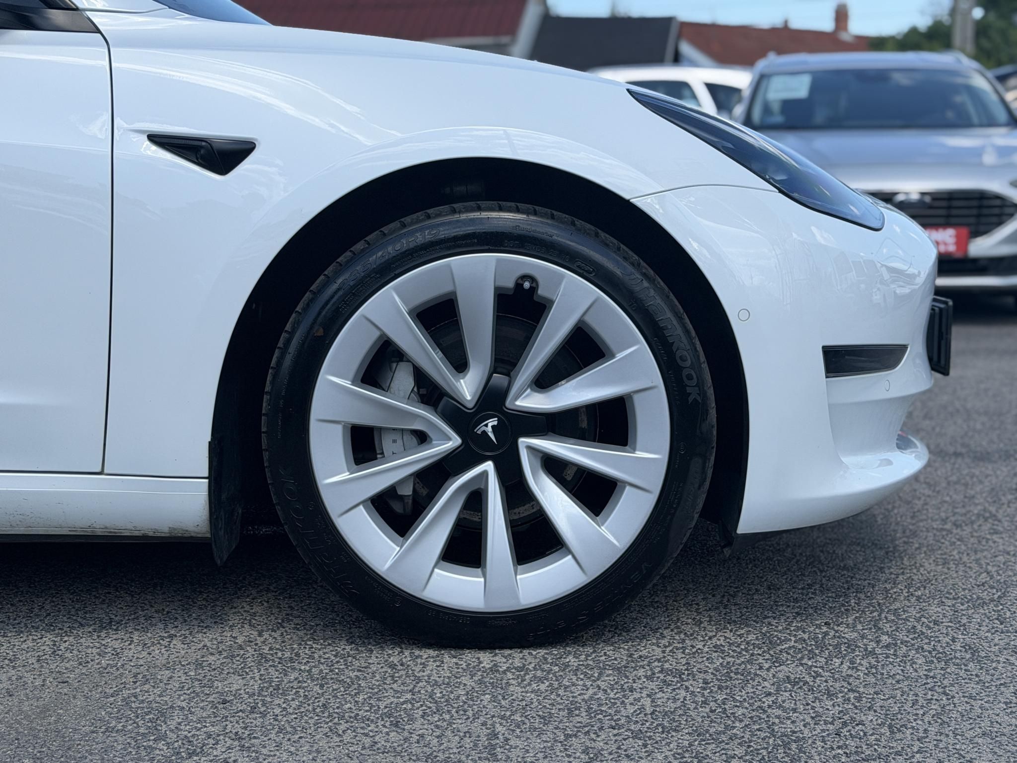 TESLA MODEL 3 Long Range AWD (Automata) 77e km. AMD Ryzen. mátrix LED. hőszivattyú. garanciális!