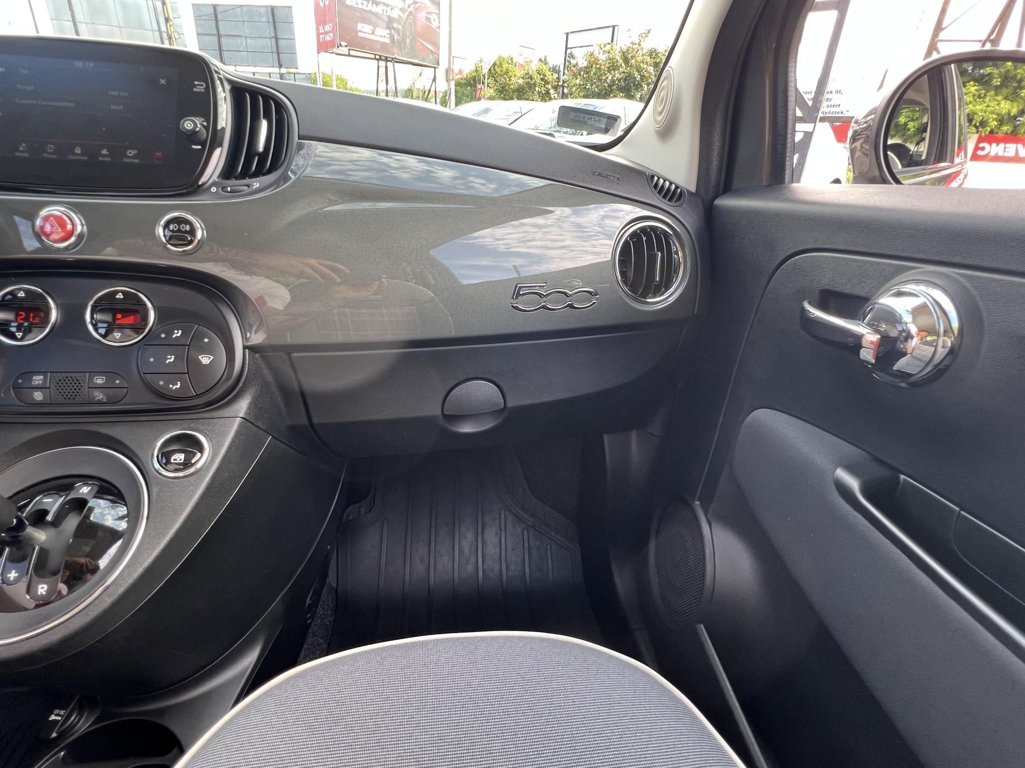 FIAT 500 500C 1.2 8V Lounge Dualogic Magyarországi. Gyári fényezés. Végig vezetett szervizkönyv! 51e km!