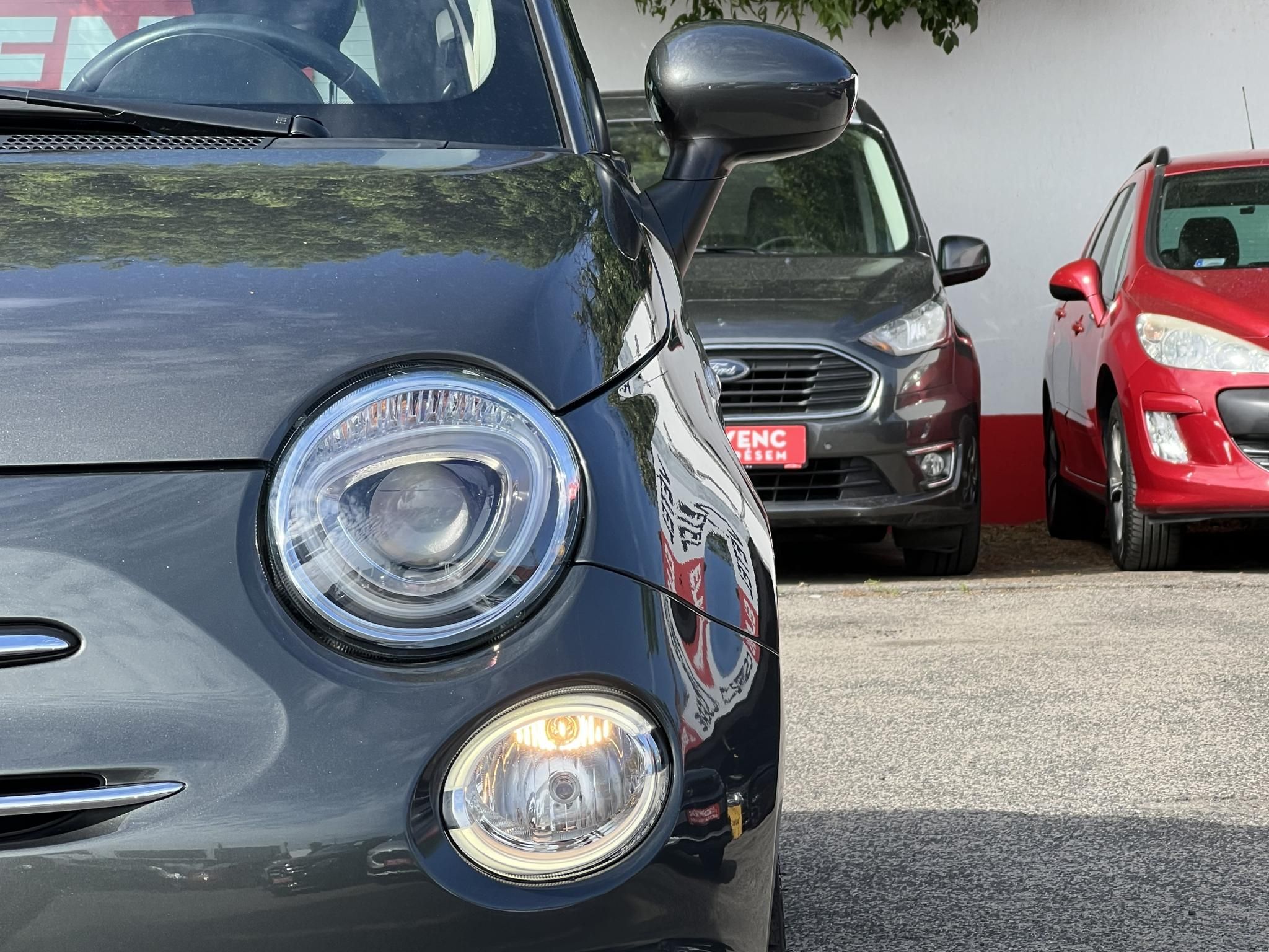 FIAT 500 500C 1.2 8V Lounge Dualogic Magyarországi. Gyári fényezés. Végig vezetett szervizkönyv! 51e km!