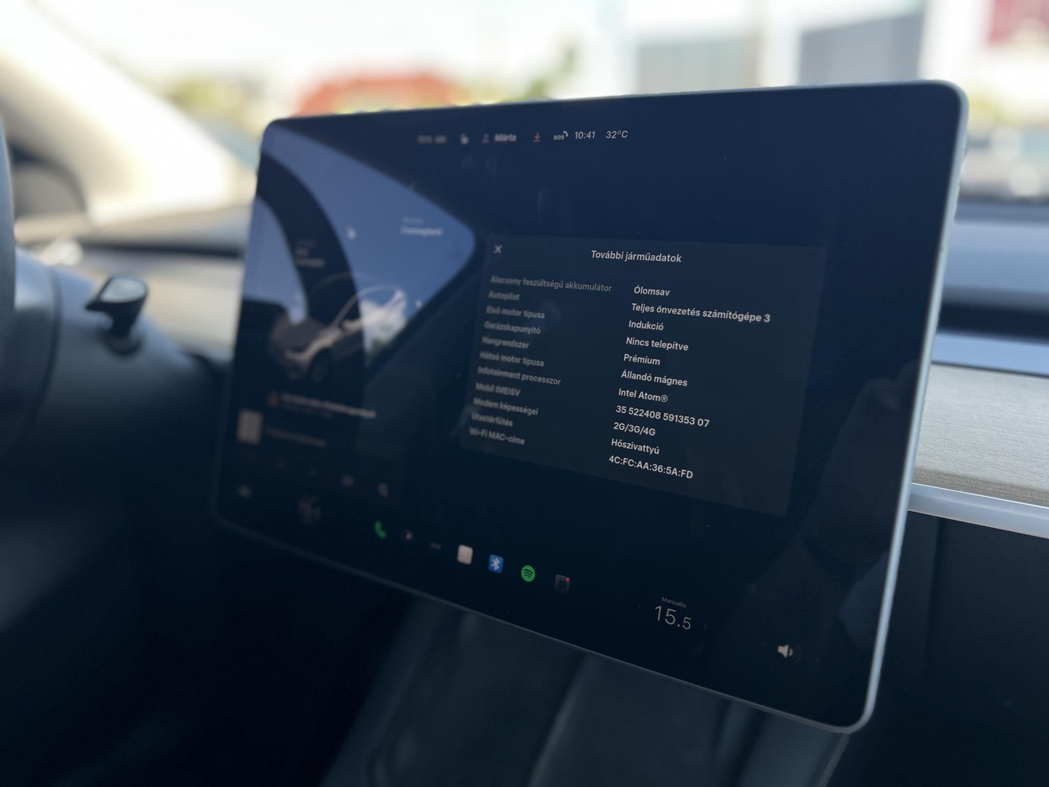 TESLA MODEL Y Long Range AWD (Automata) 119e km. mátrix LED. hőszivattyú. premium hifi. garanciális. téli-nyári kerék!