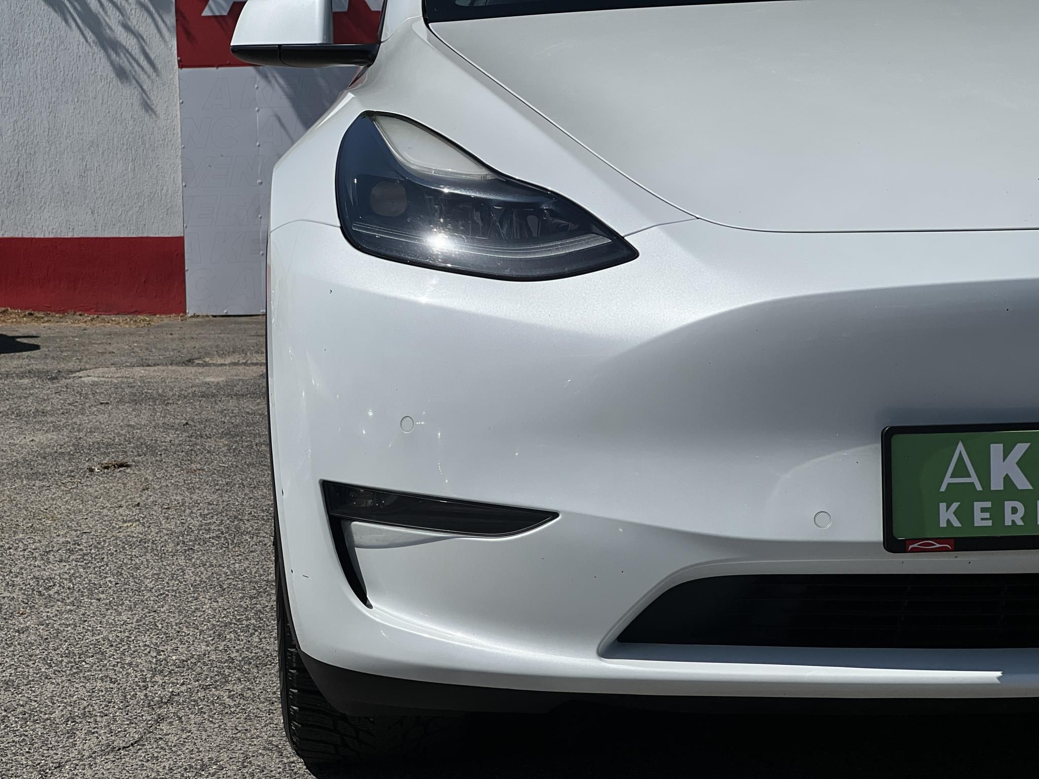 TESLA MODEL Y Long Range AWD (Automata) 119e km. mátrix LED. hőszivattyú. premium hifi. garanciális. téli-nyári kerék!