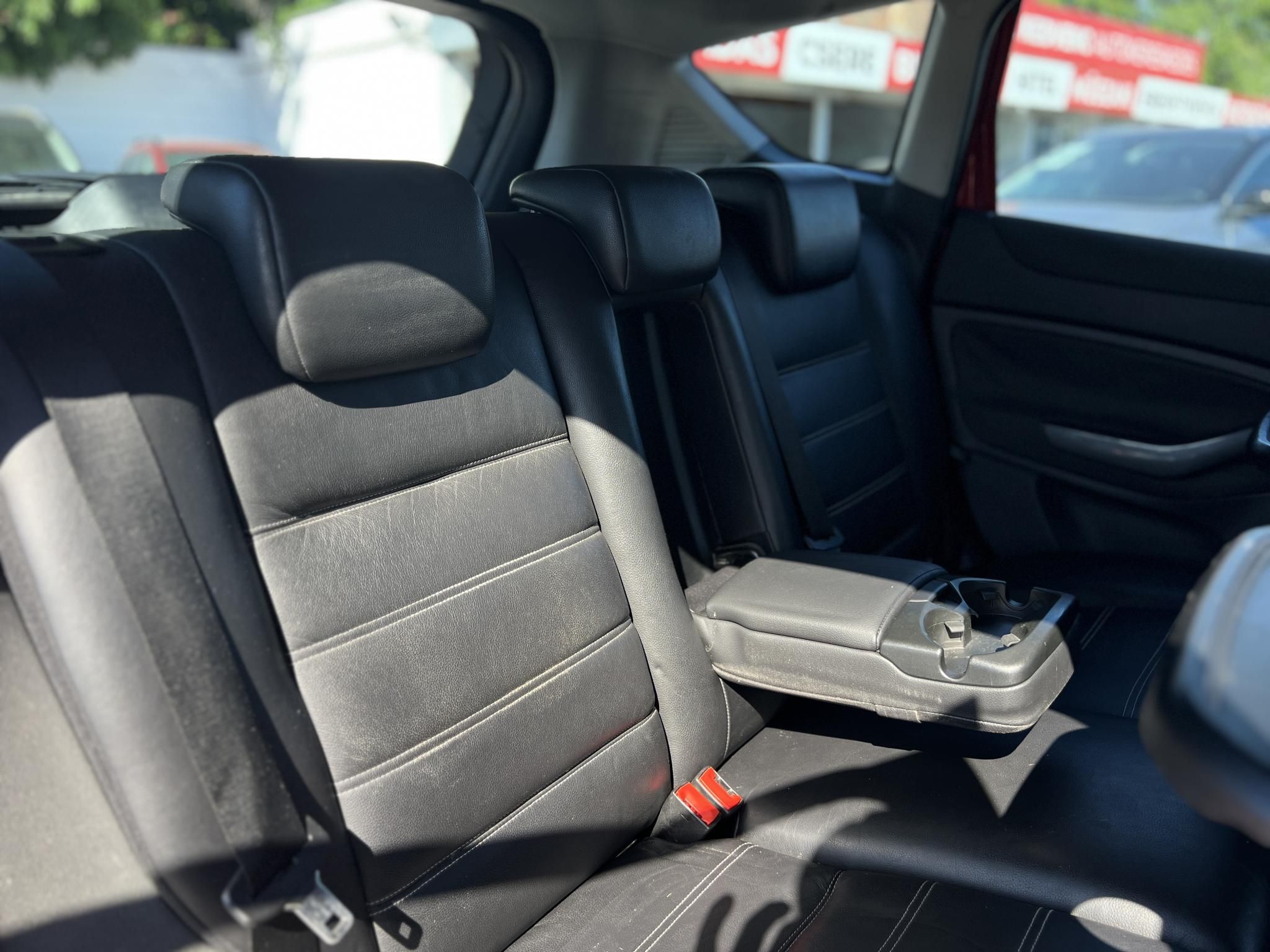FORD KUGA 2.0 TDCi Titanium 4WD Magyarországi. ülésfűtés. keyless. tempomat. első-hátsó parkolóradar. bőrbelső!