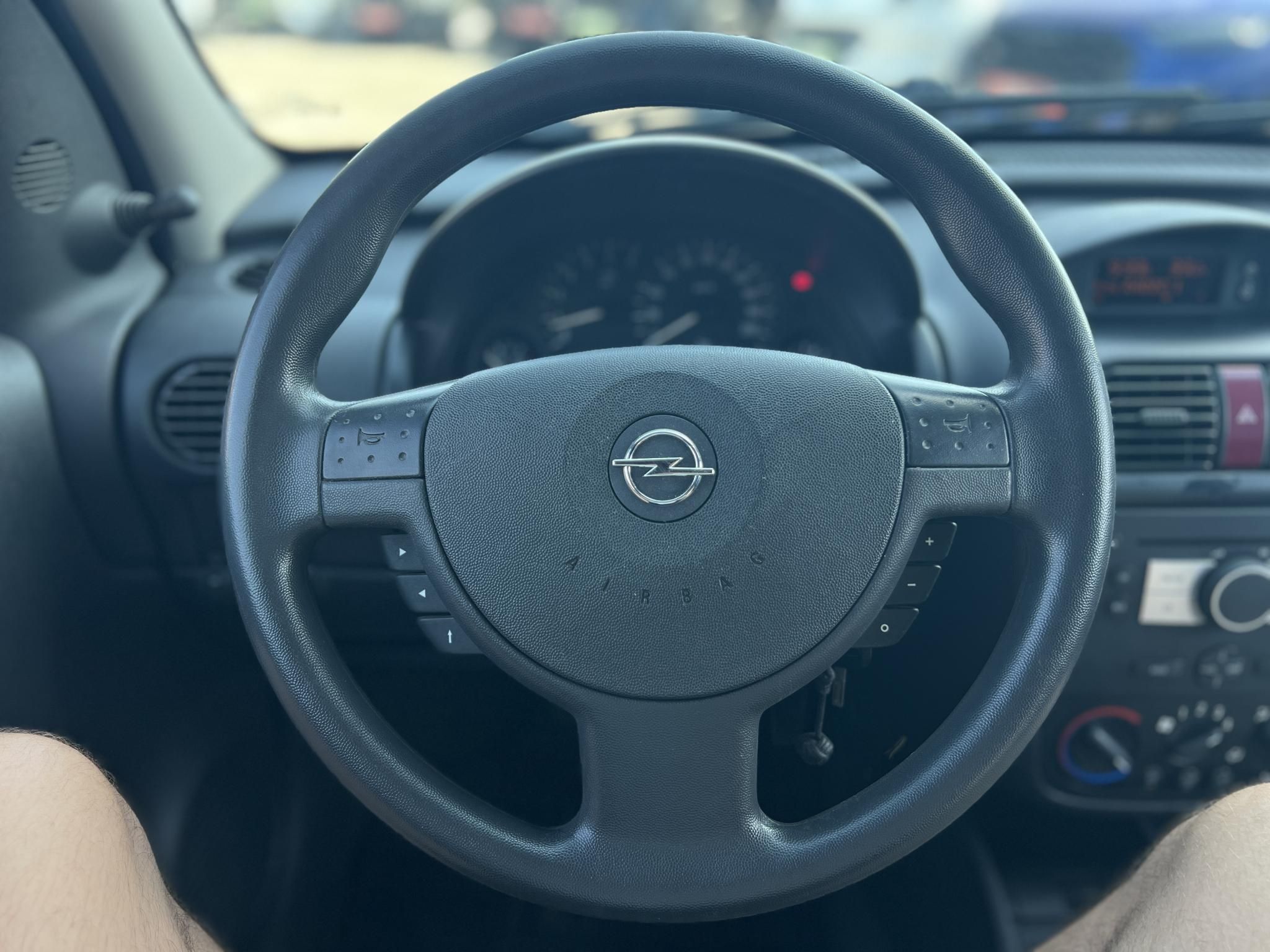 OPEL COMBO Tour 1.3 CDTI Cosmo Rendszeresen karbantartott. klíma. tolatókamera