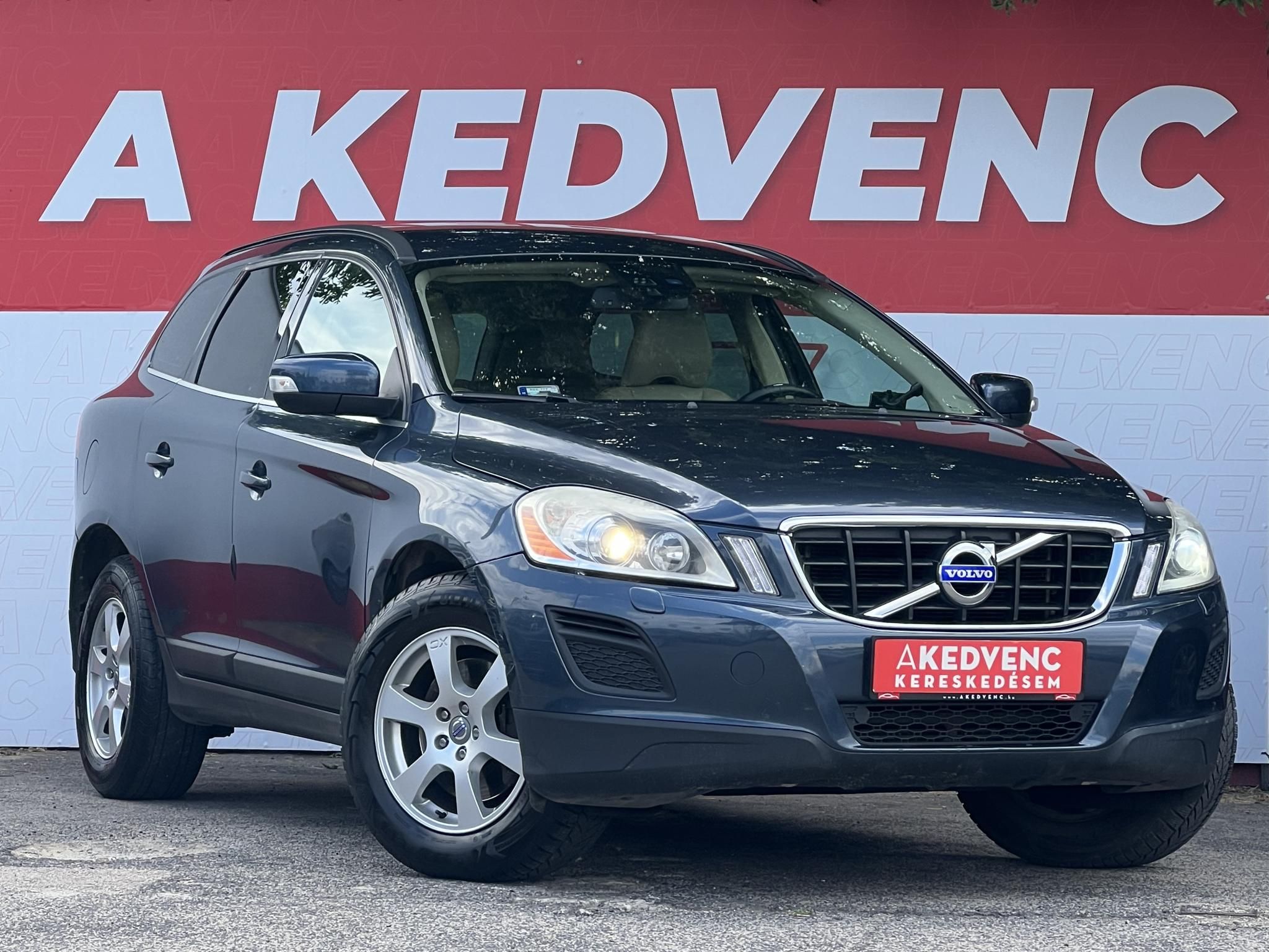 VOLVO XC60 2.4 D [D3] Kinetic Geartronic Klíma Tempomat világos bőr belső!LEGJOBB ÁRON!