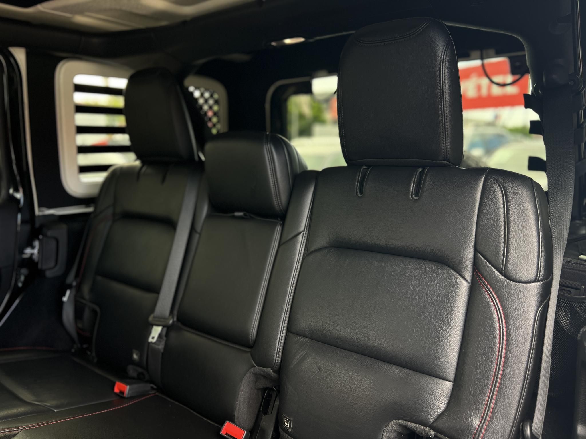JEEP WRANGLER Unlimited 2.2 CRD Rubicon (Automata) M.o-i. 2.5T vonóhorog Magas felszereltség!