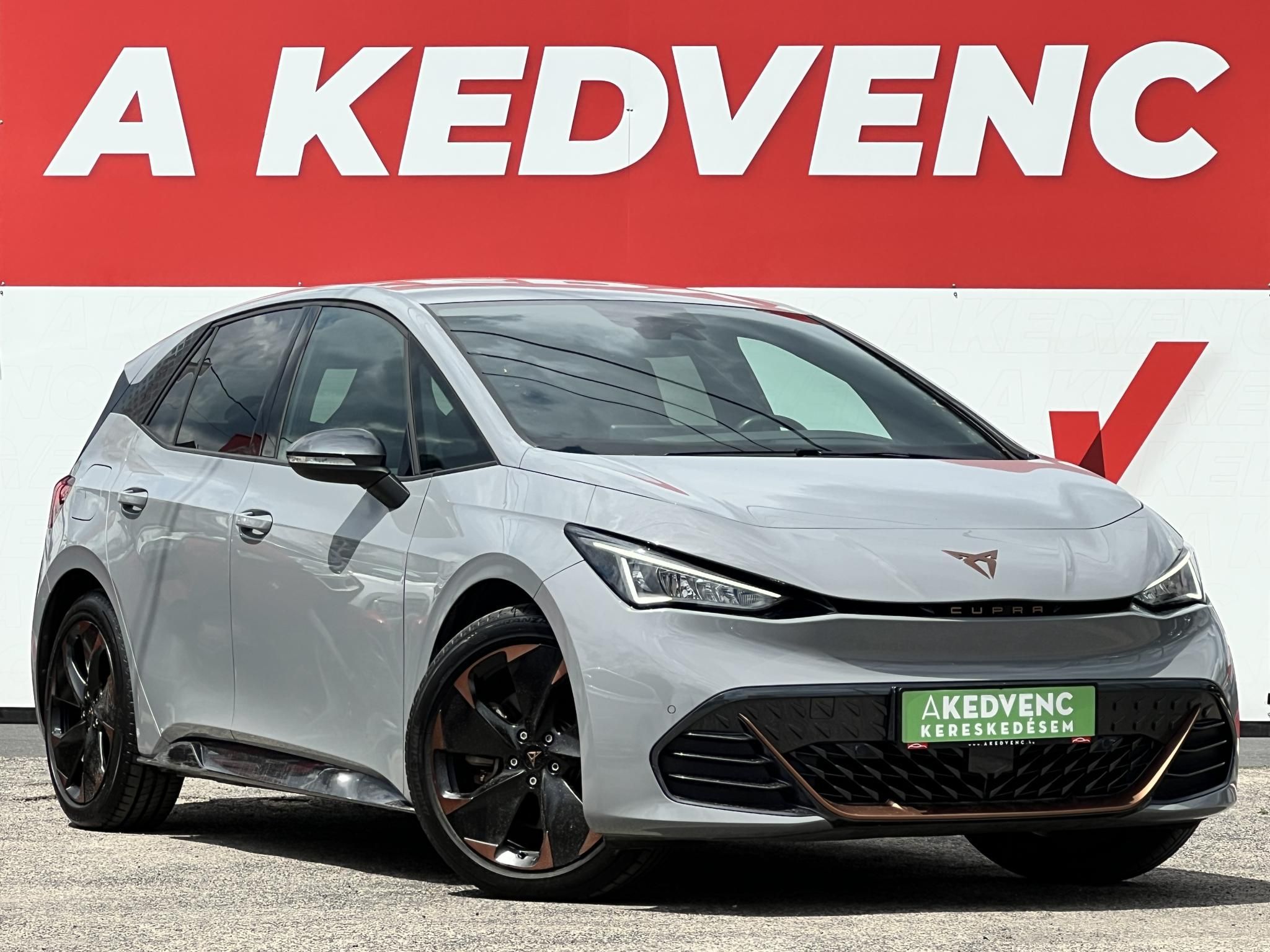 CUPRA BORN eBoost 77 kWh A legjobb konfig. 550km hatótáv. VAPOR GREY!