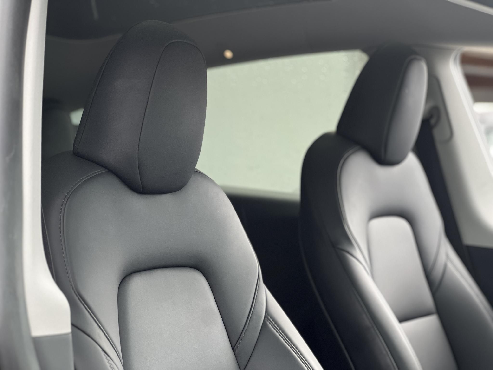 TESLA MODEL Y Long Range AWD (Automata) 510km hatótáv. RYZEN proci. 2031-ig garancia!