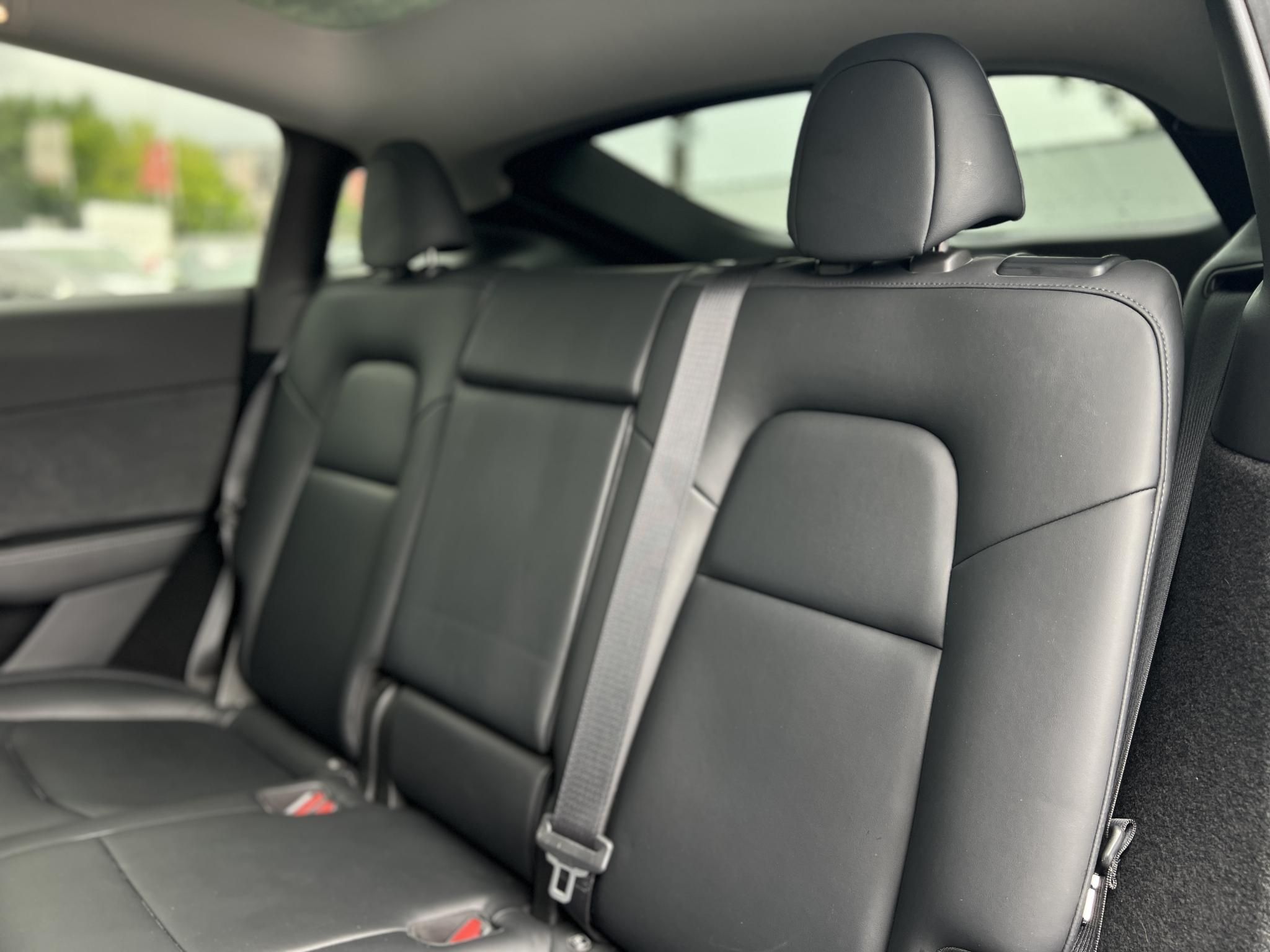 TESLA MODEL Y Long Range AWD (Automata) 510km hatótáv. RYZEN proci. 2031-ig garancia!