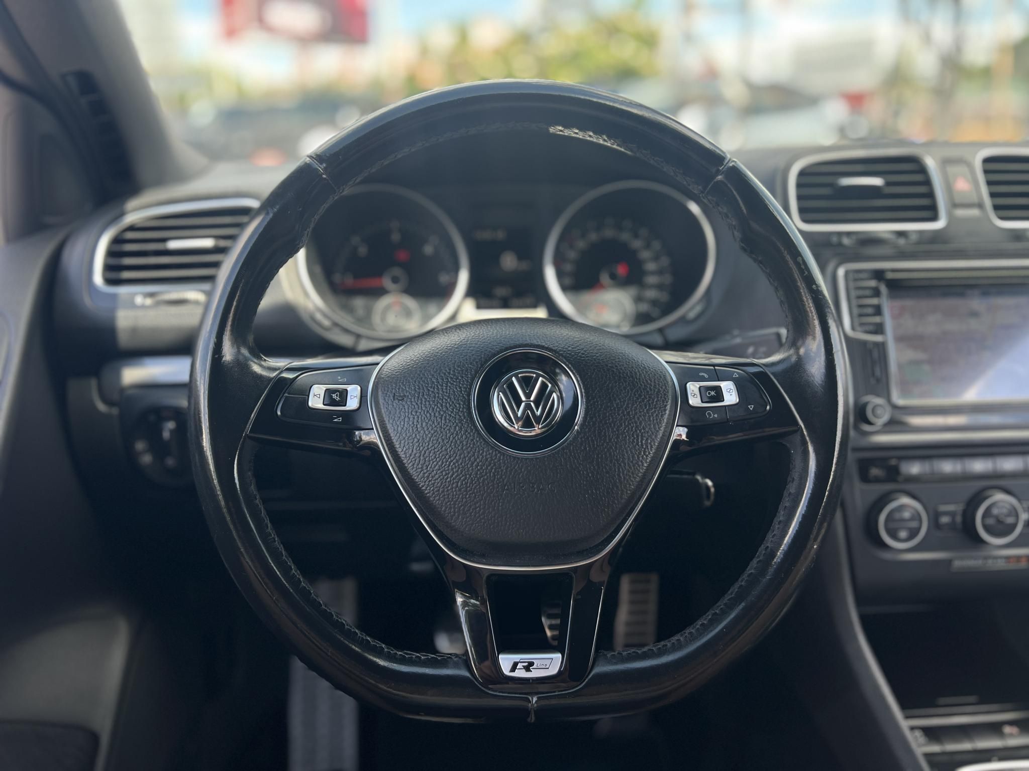 VOLKSWAGEN GOLF VI 2.0 TDI Cabrio 108e km