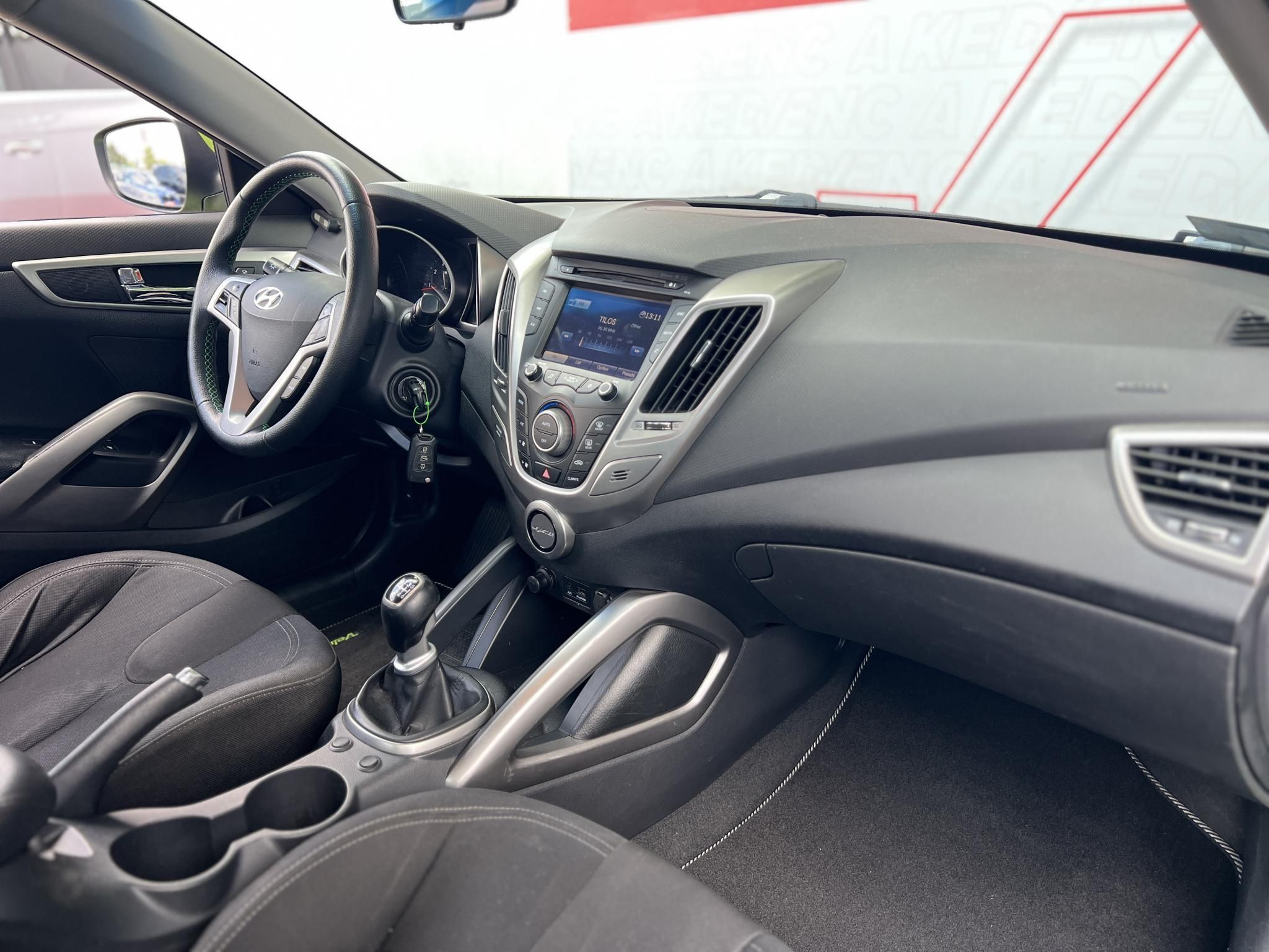 HYUNDAI VELOSTER 1.6 GDI Life klíma. tolatóradar. bluetooth. 2 gyári kulcs!