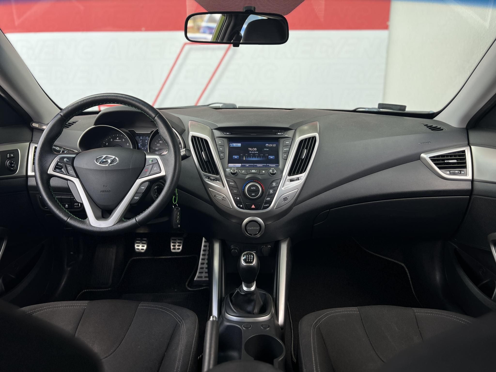 HYUNDAI VELOSTER 1.6 GDI Life klíma. tolatóradar. bluetooth. 2 gyári kulcs!