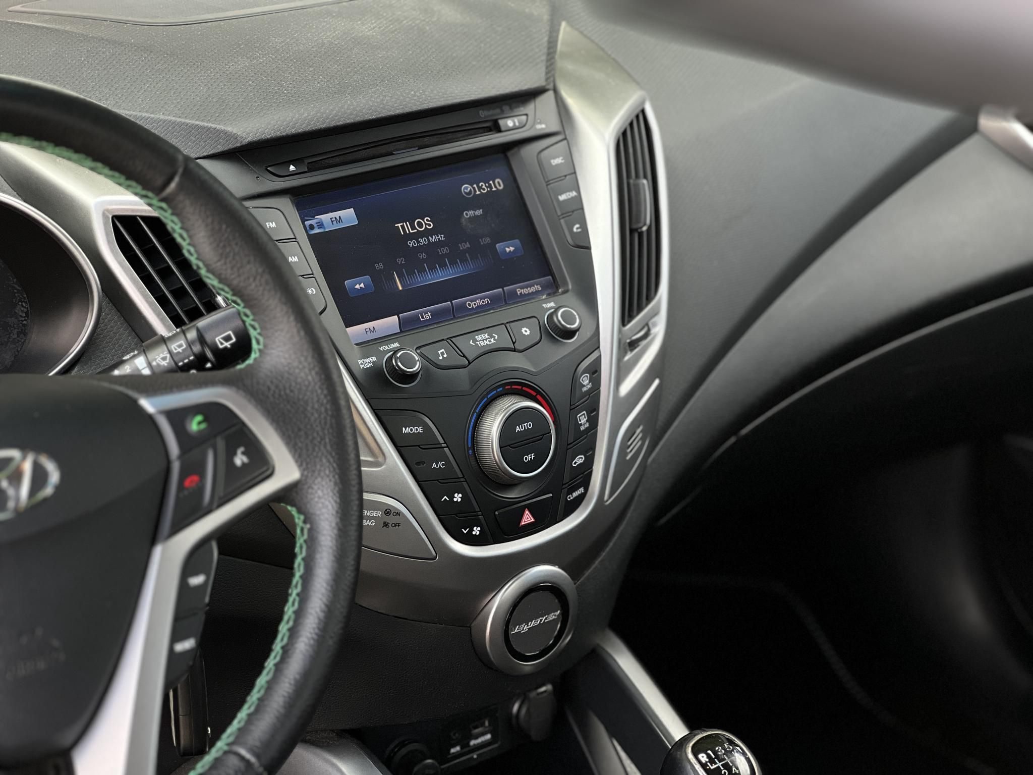 HYUNDAI VELOSTER 1.6 GDI Life klíma. tolatóradar. bluetooth. 2 gyári kulcs!