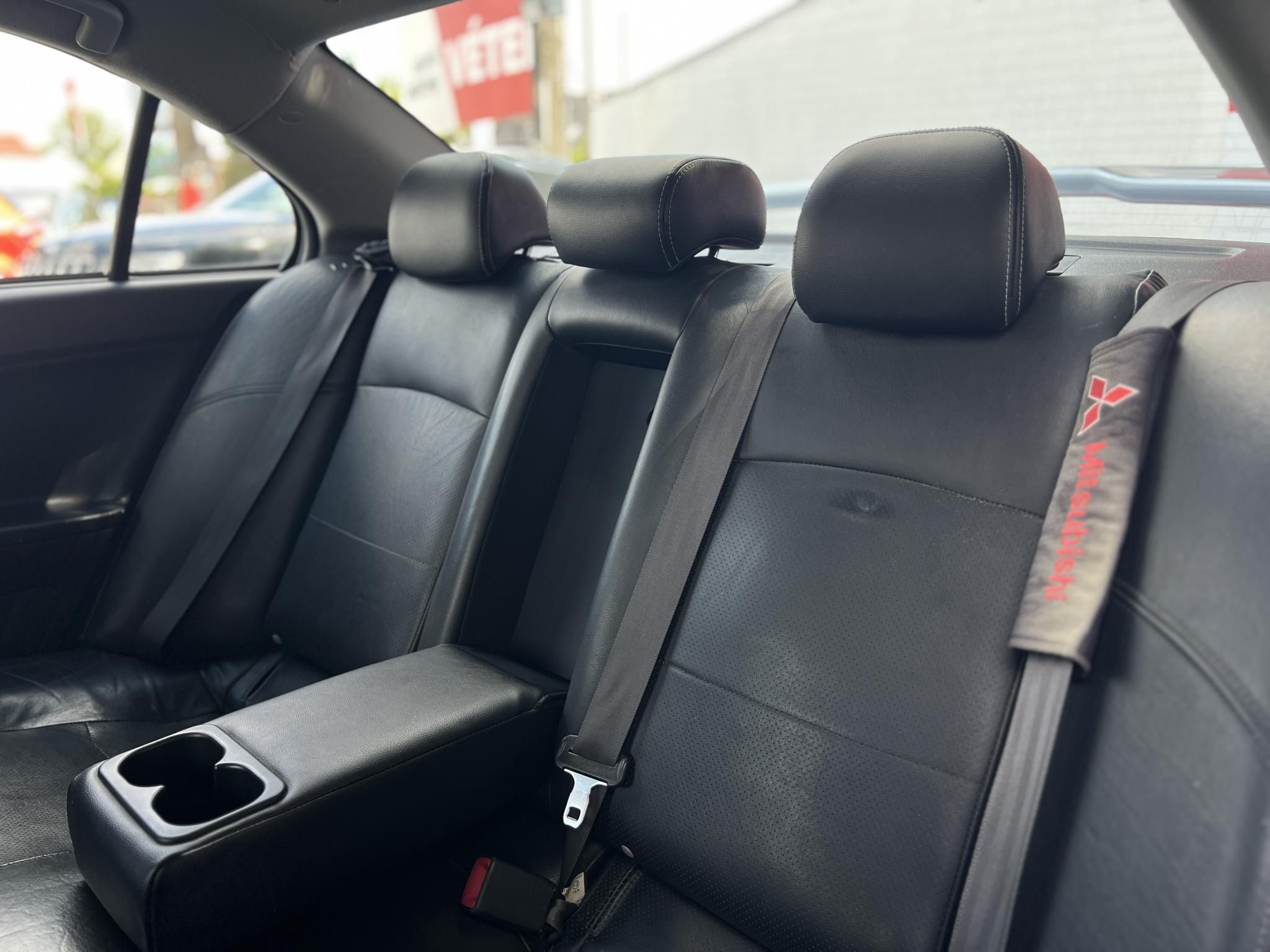 MITSUBISHI LANCER 2.0 DI-D Intense Rockford Fosgate hifi. ülésfűtés. bőrbelső. keyless. 18-as alufelnik!