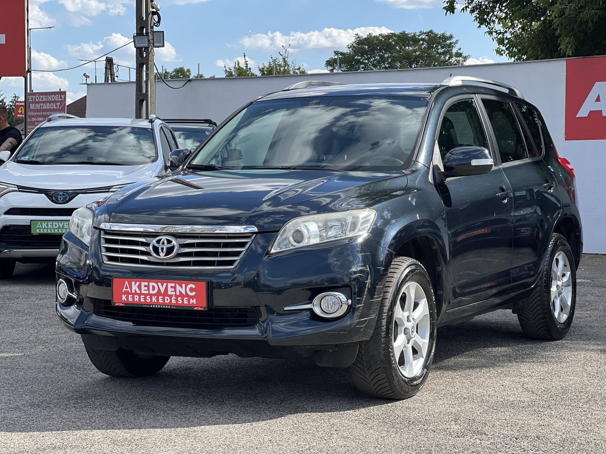TOYOTA RAV 4 Rav4 2.0 Executive CVT 103e km! 4x4. bőrbelső. külső pótkeréktartó! :)