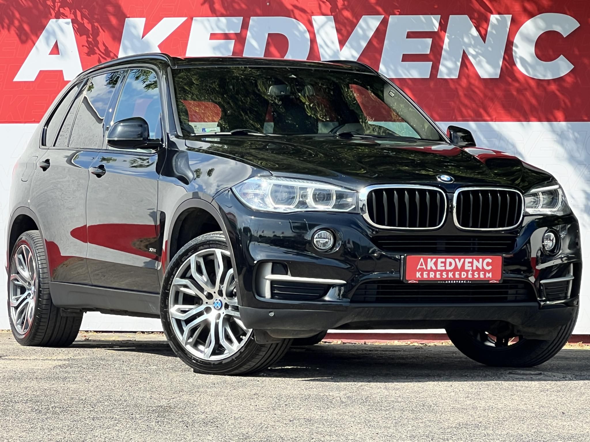 BMW X5 xDrive30d (Automata) Állófűtés Sérülésmentes Márkaszervizelt!