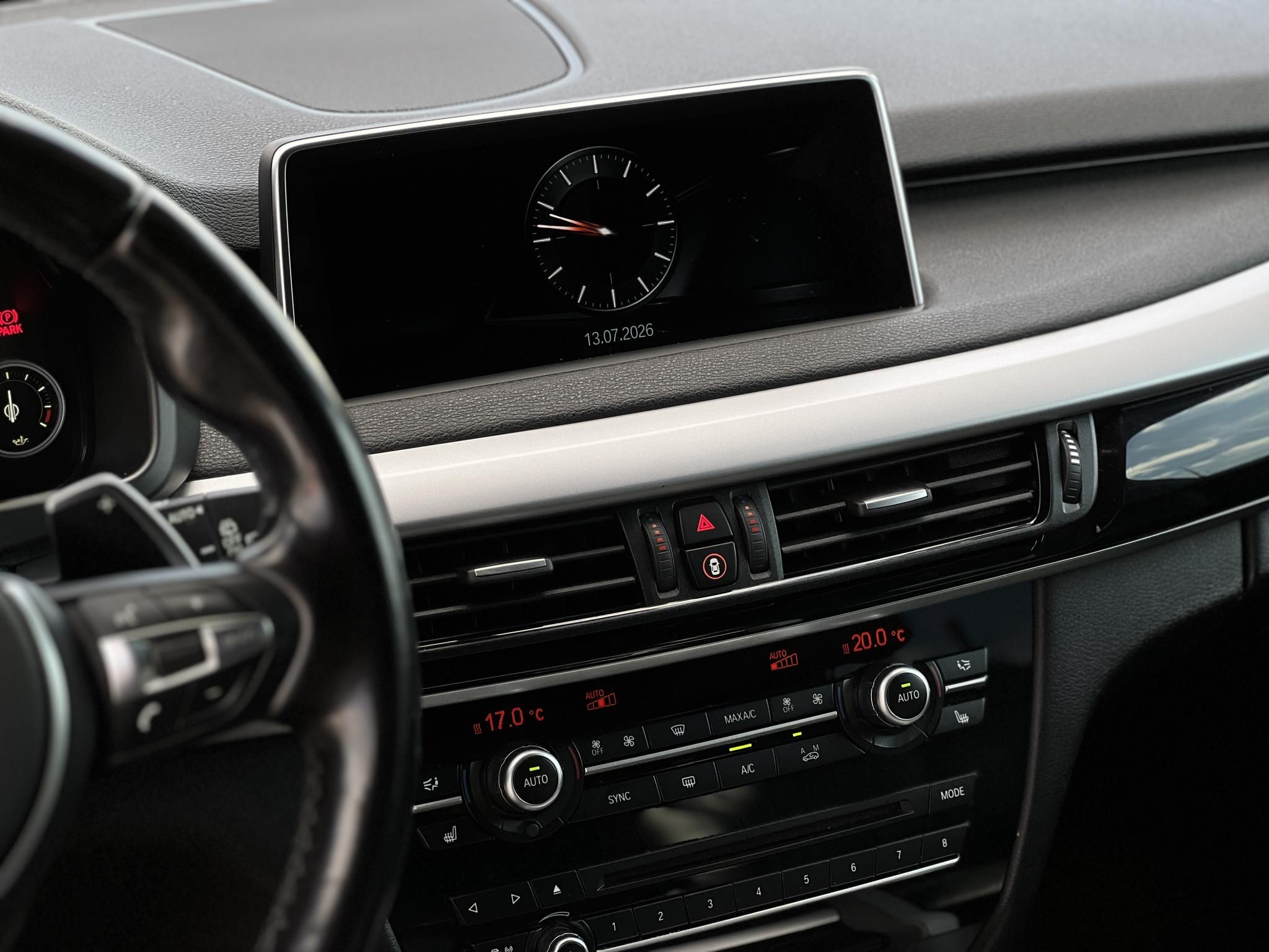 BMW X5 xDrive30d (Automata) Állófűtés Sérülésmentes Márkaszervizelt!