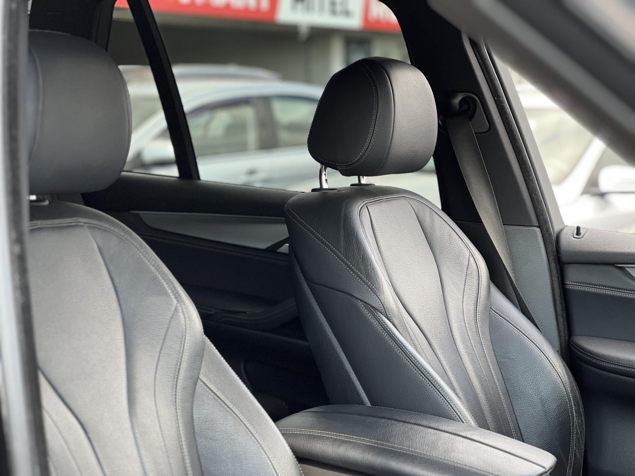 BMW X5 xDrive30d (Automata) Állófűtés Sérülésmentes Márkaszervizelt!