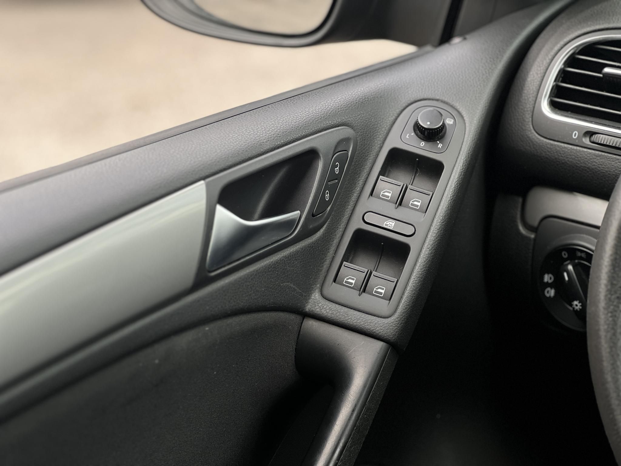 VOLKSWAGEN GOLF VI 1.4 Tsi Comfortline Magyarországi. klíma. dokumentált előélet. 2 gyári kulcs!