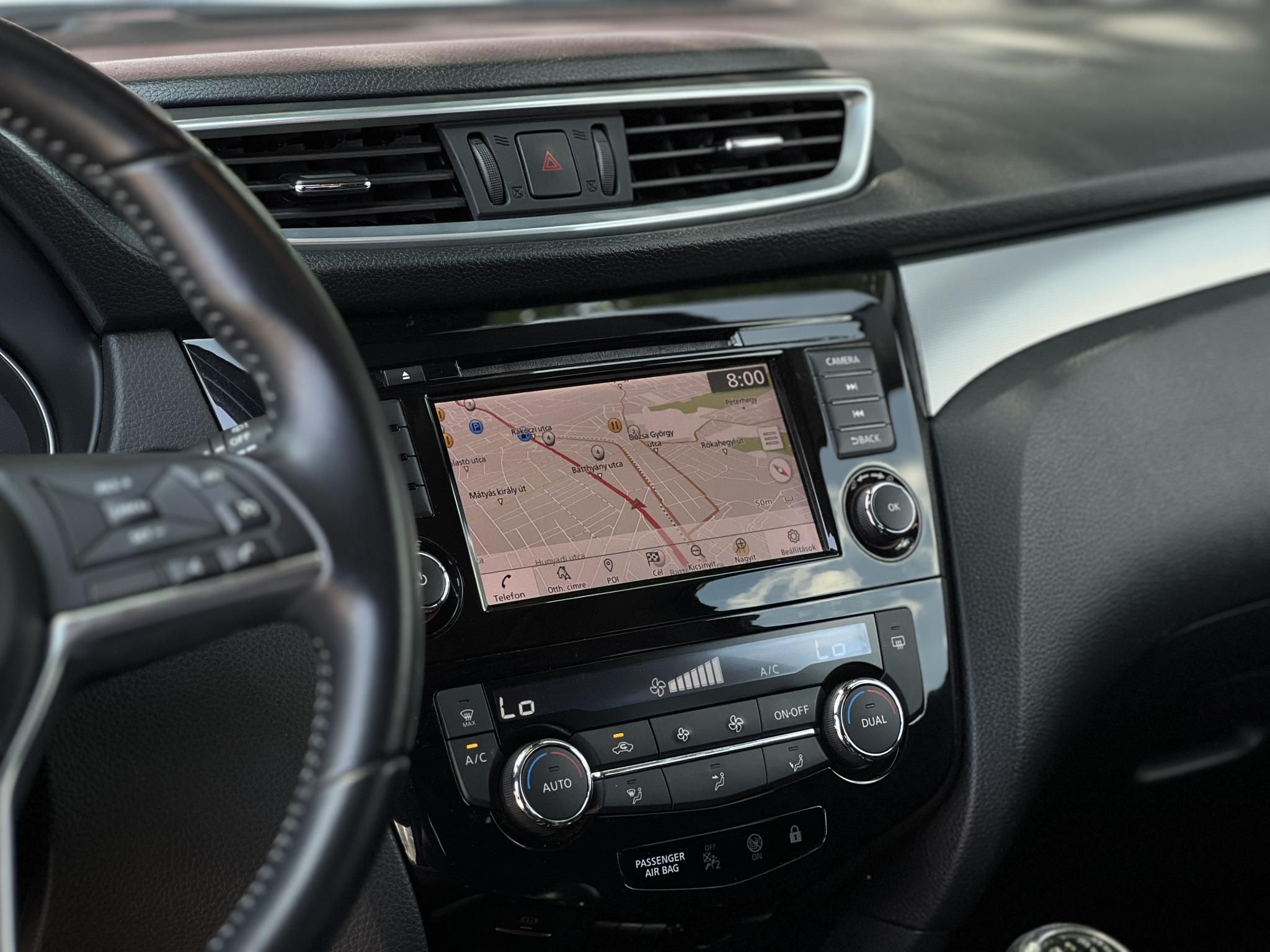 NISSAN QASHQAI 1.3 DIG-T N-Connecta