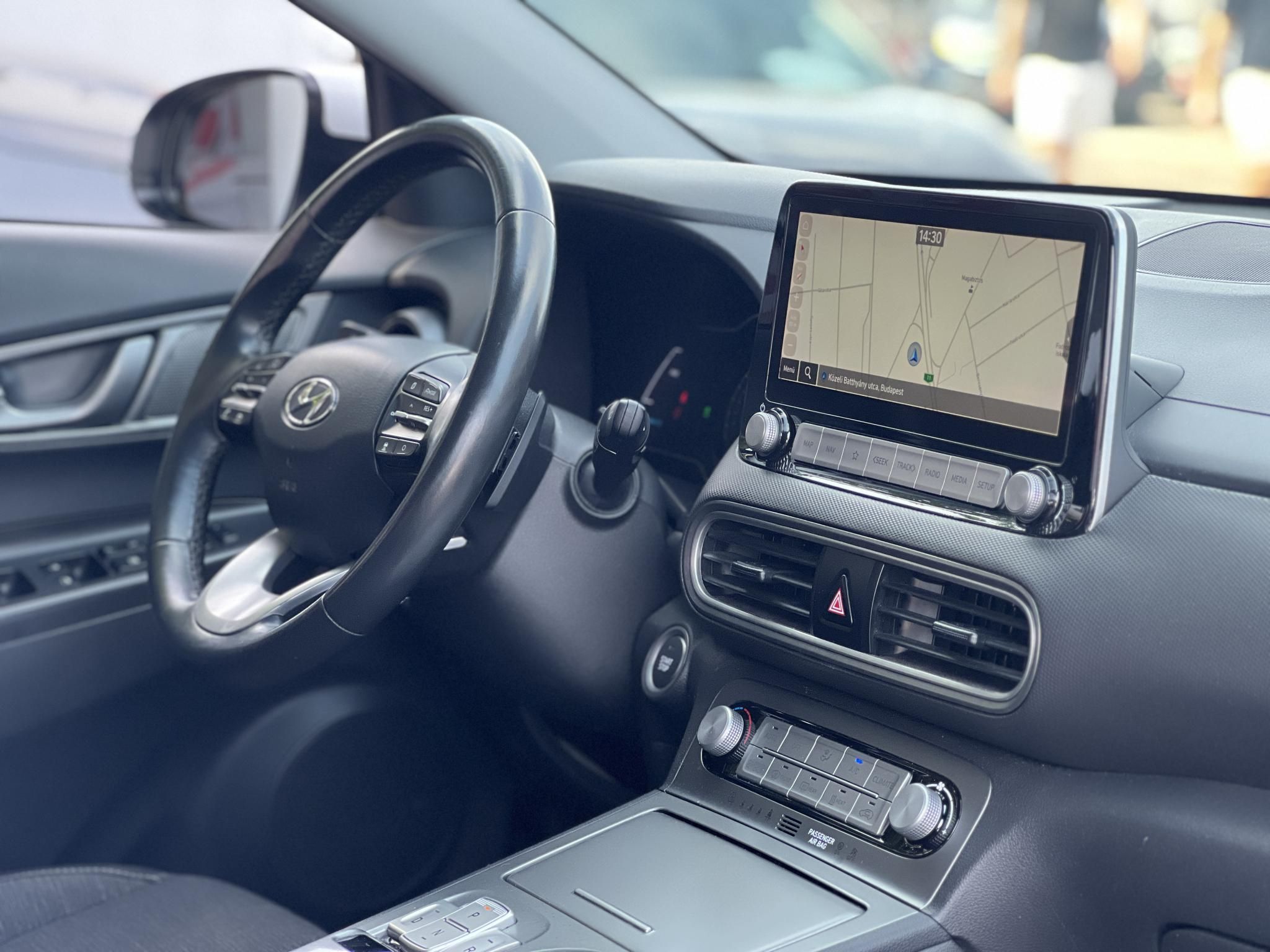 HYUNDAI KONA EV 64kWh Comfort