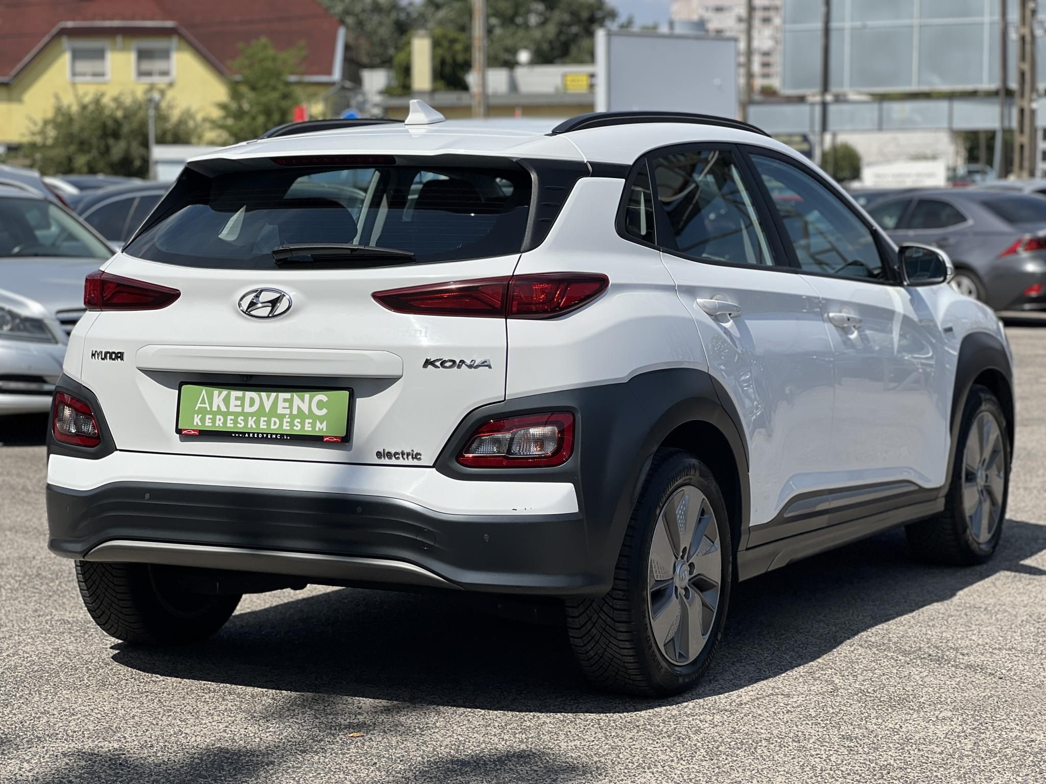 HYUNDAI KONA EV 64kWh Comfort