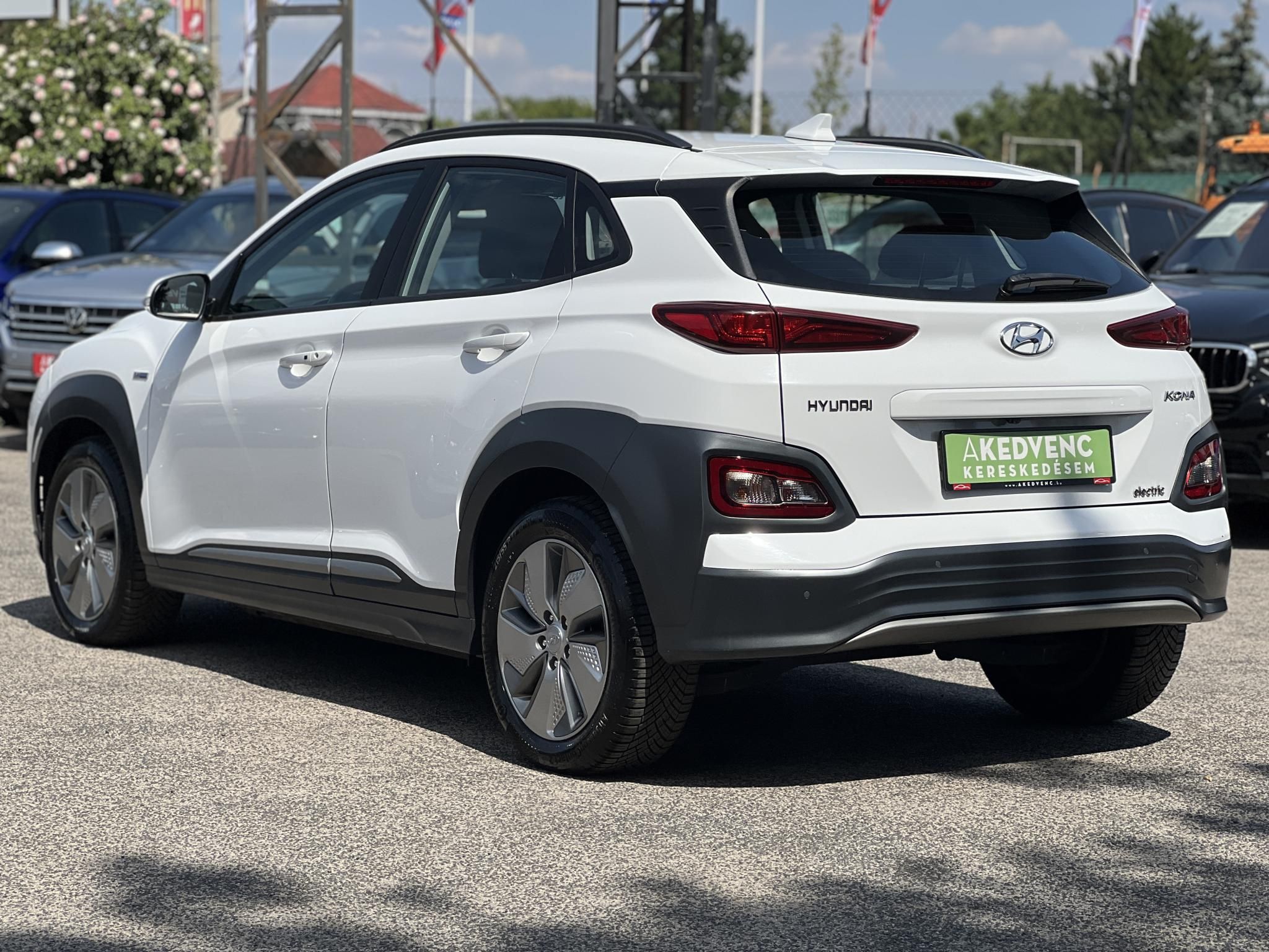 HYUNDAI KONA EV 64kWh Comfort