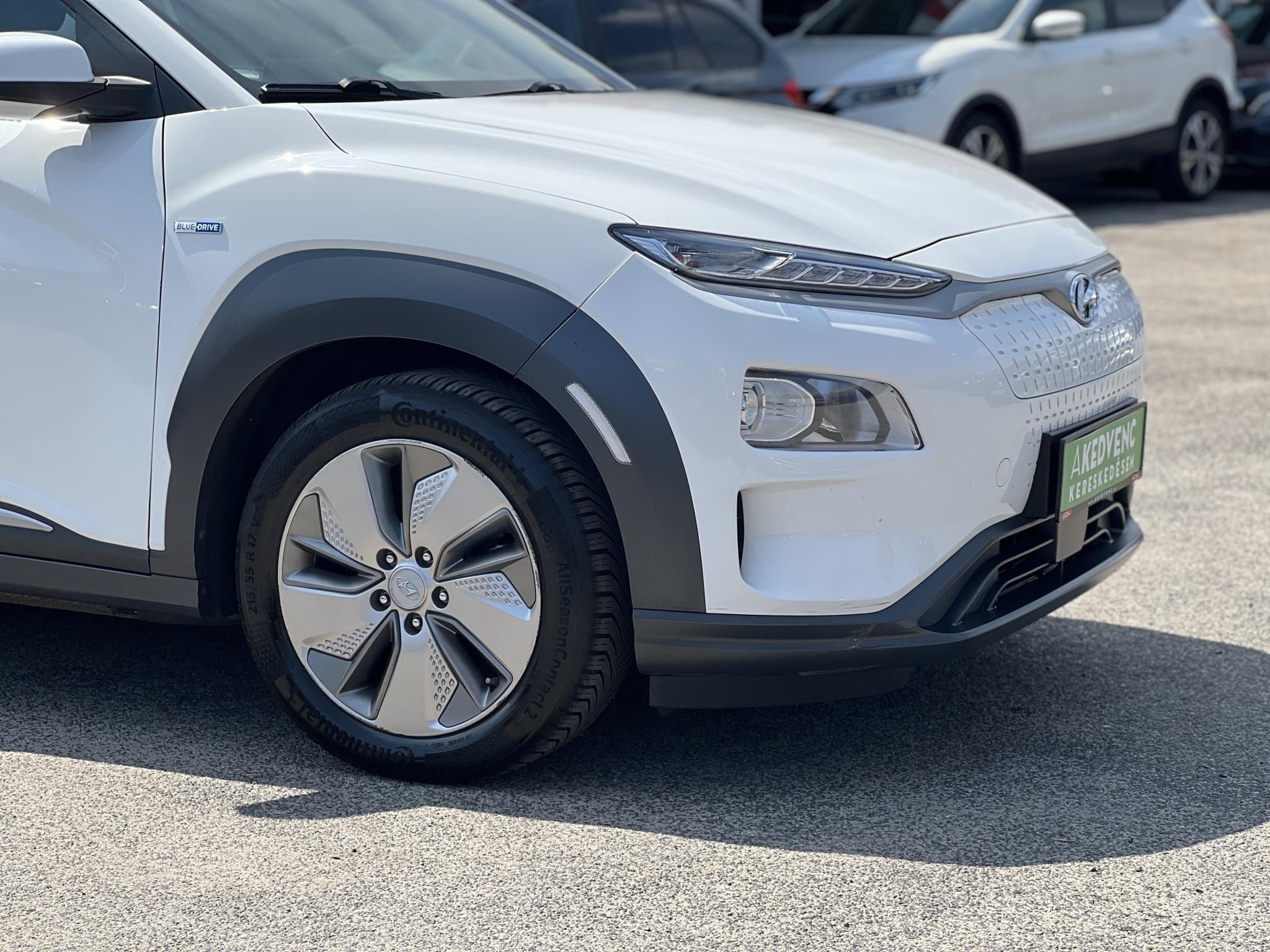 HYUNDAI KONA EV 64kWh Comfort
