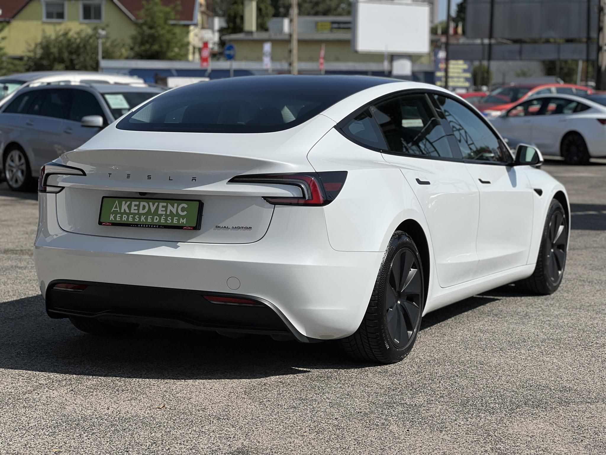 TESLA MODEL 3 Long Range AWD (Automata) HIGHLAND 67e km. AMD Ryzen. mátrix LED. ülésszellőztetés. 2032-ig garanciális!