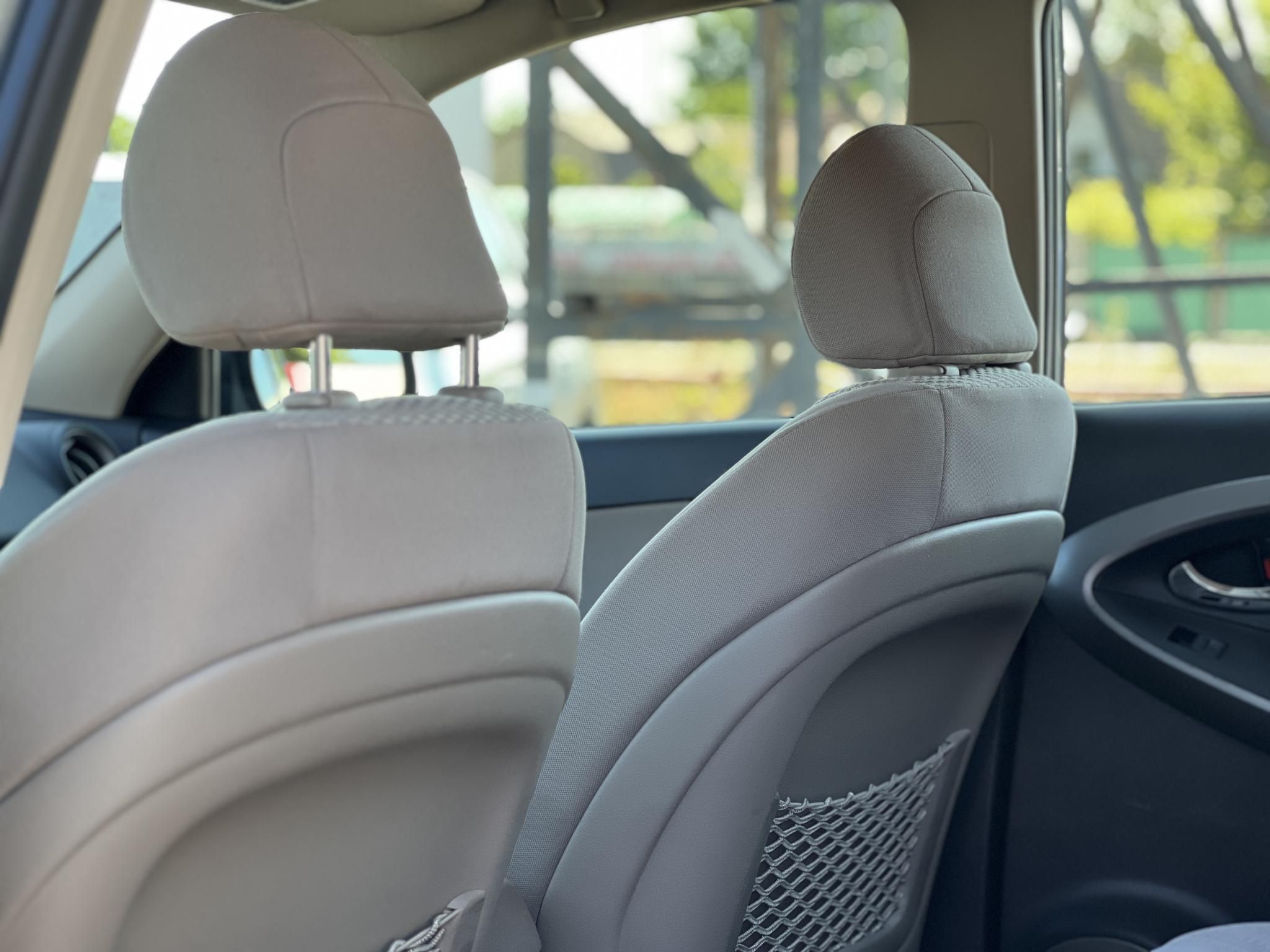 TOYOTA RAV 4 Rav4 2.0 4x4 Magyarországi. napfénytető. keyless. vonóhorog. téli-nyári kerék. 2 gyári kulcs!