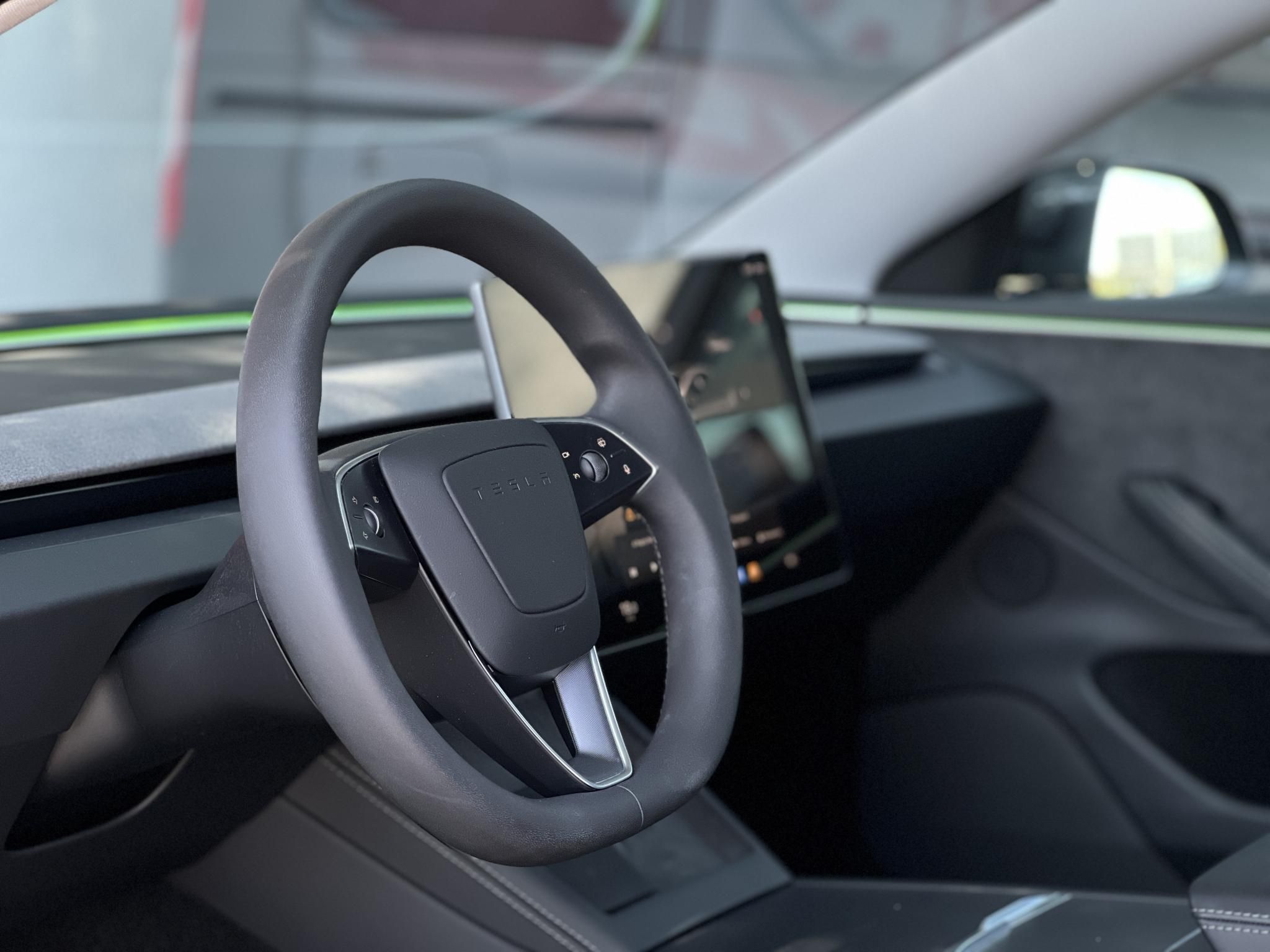 TESLA MODEL 3 Long Range AWD (Automata) HIGHLAND. 28e km. mátrix LED. ülésszellőztetés. hőszivattyú. garanciális!