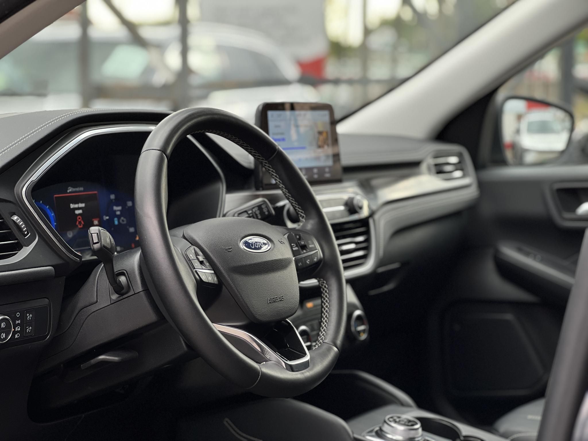 FORD KUGA 2.5 PHEV Vignale CVT 54e km. B&O hifi. head-up. bőr belső. virtual cockpit. CARPLAY!
