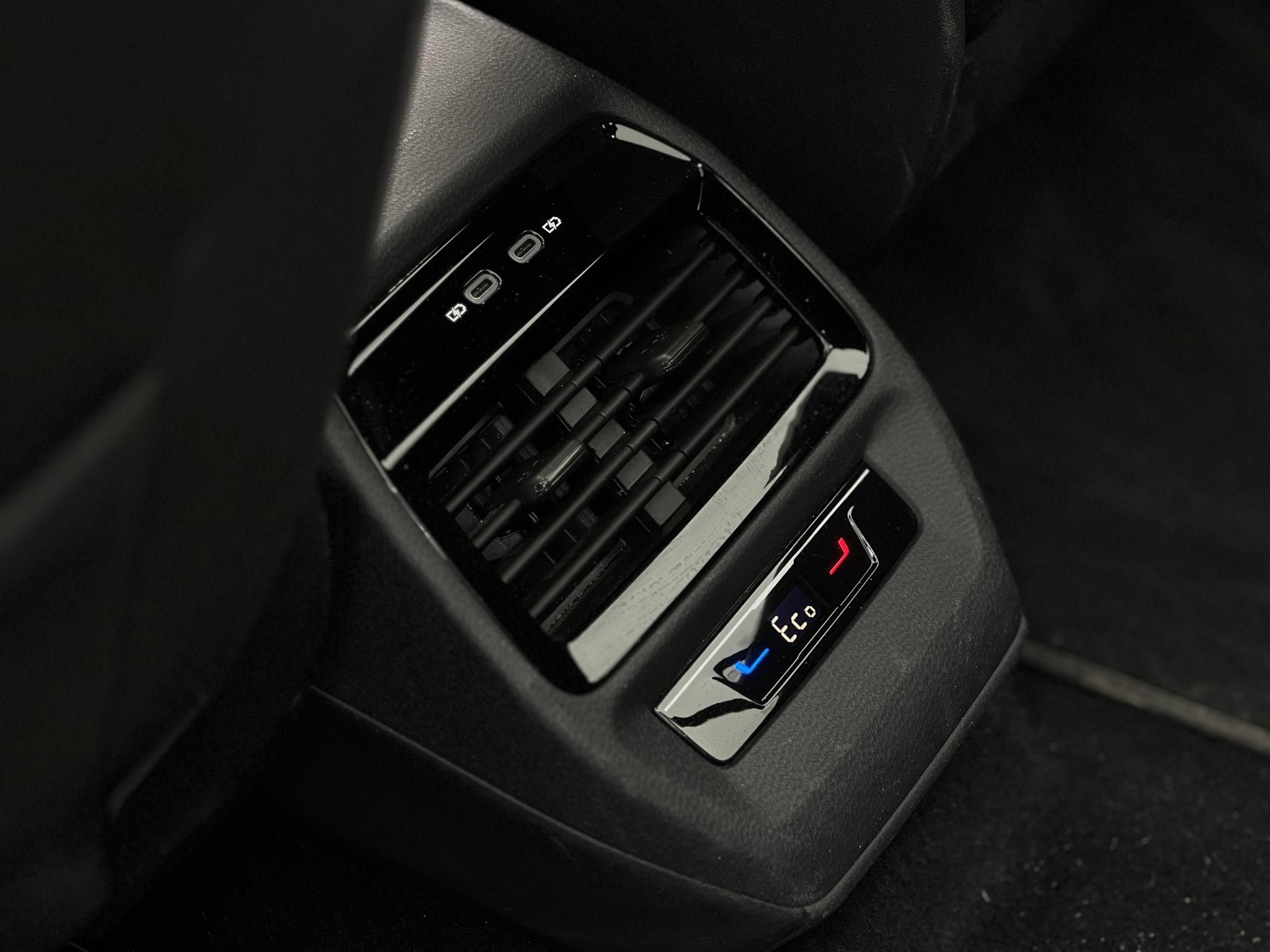 VOLKSWAGEN ID.5 77 kWh GTX 4Motion 60e km. téli-nyári kerék garnitúra. megkímélt állapot!