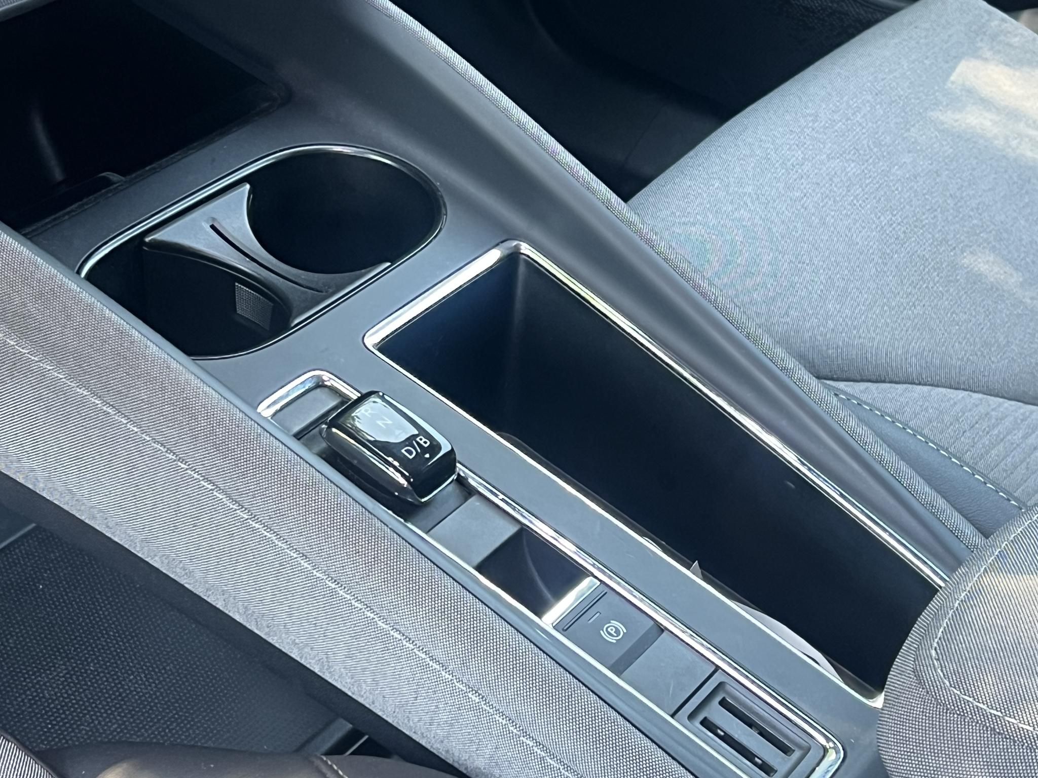 SKODA ENYAQ iV 60 Sportline Led fényszoró Navigáció Carplay Keyless Tolatókamera!
