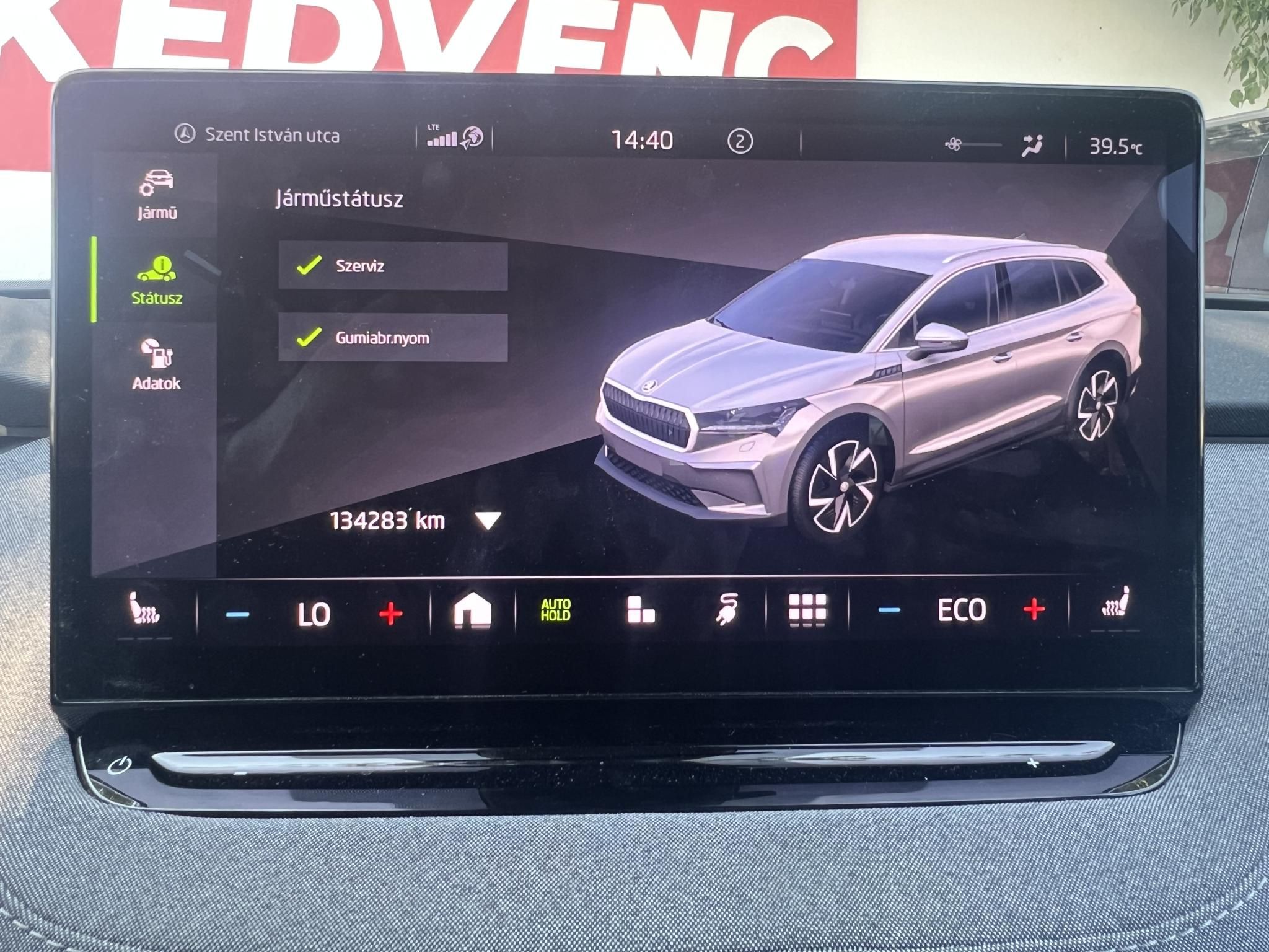 SKODA ENYAQ iV 60 Sportline Led fényszoró Navigáció Carplay Keyless Tolatókamera!