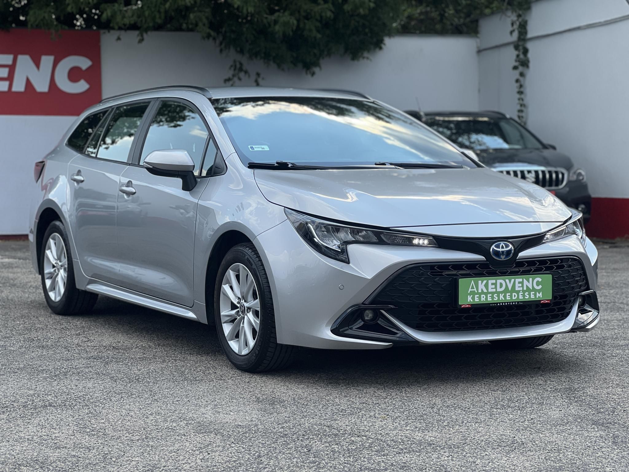 TOYOTA COROLLA Touring Sports 1.8 Hybrid Comfort Style Tech e-CVT