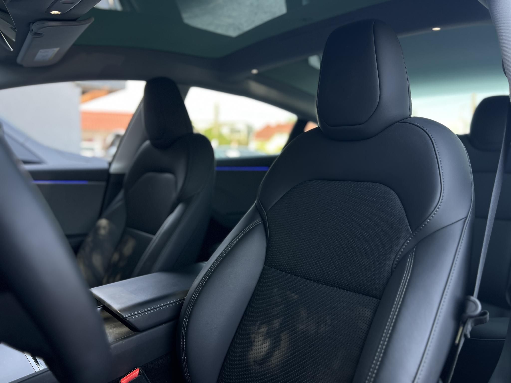 TESLA MODEL 3 RWD Premium (Automata)